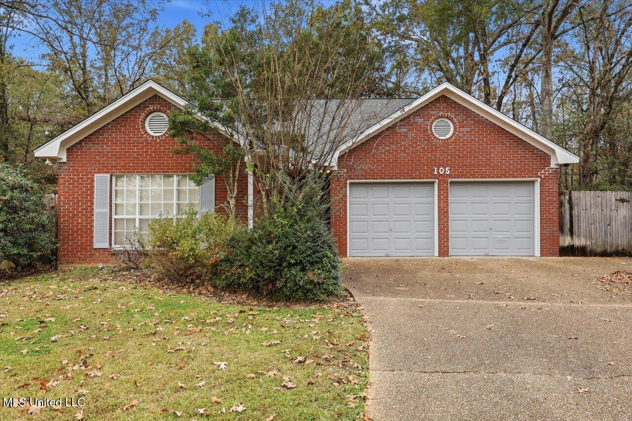 105 Burnt Leaf Way Property Photo 1