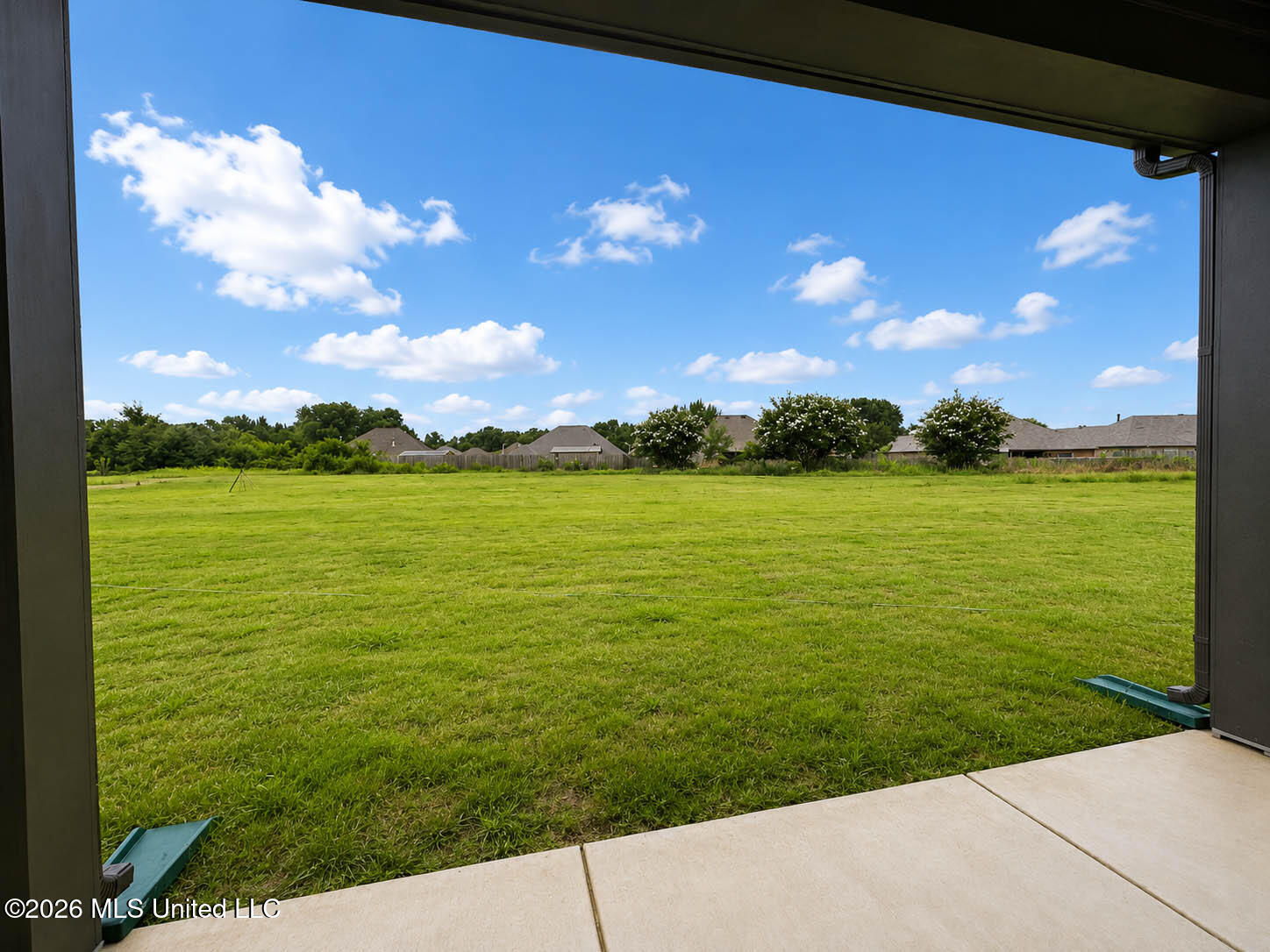 7345 Newbury Drive Property Photo 4