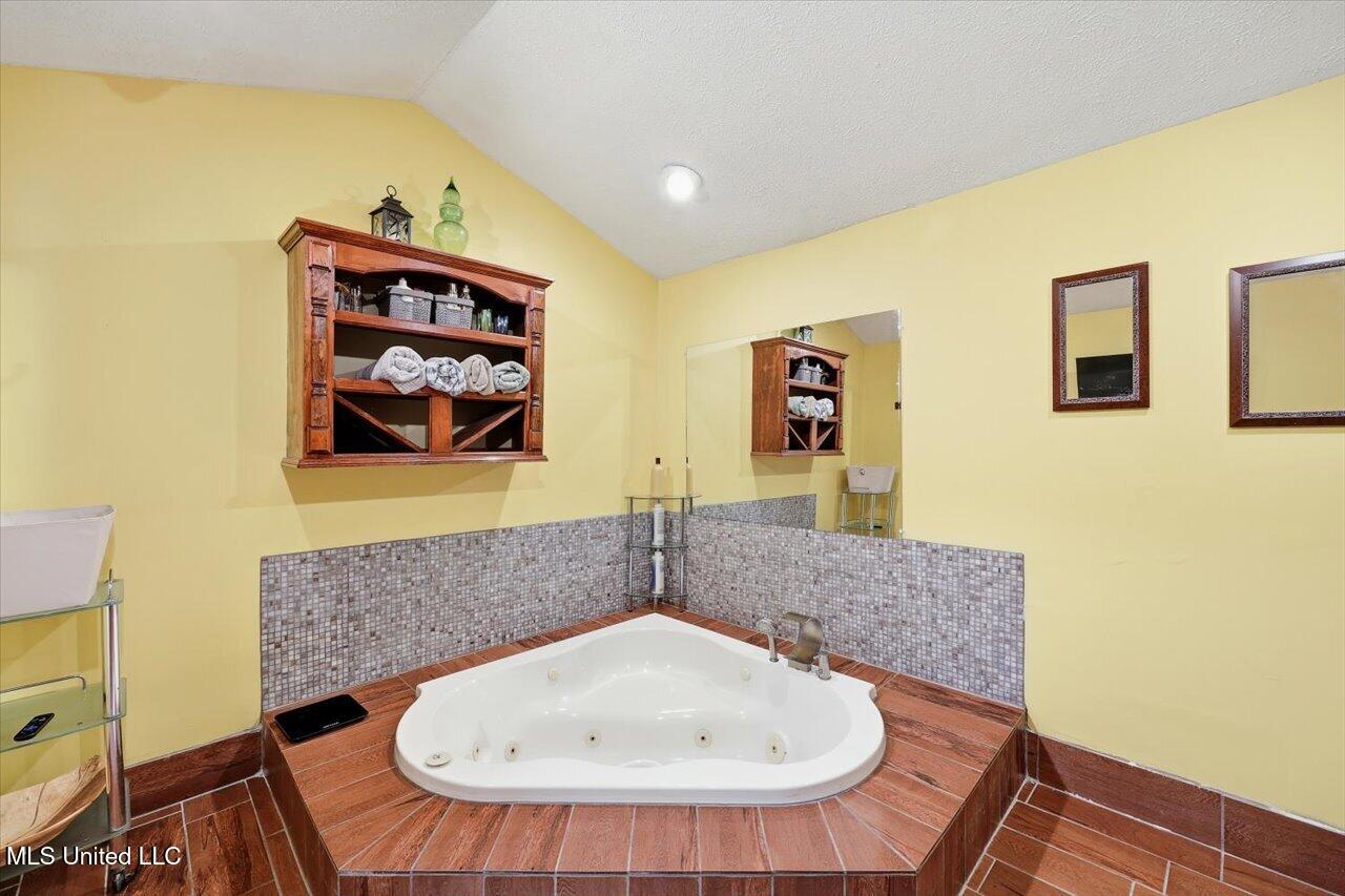 276 Stanton Street Property Photo 27