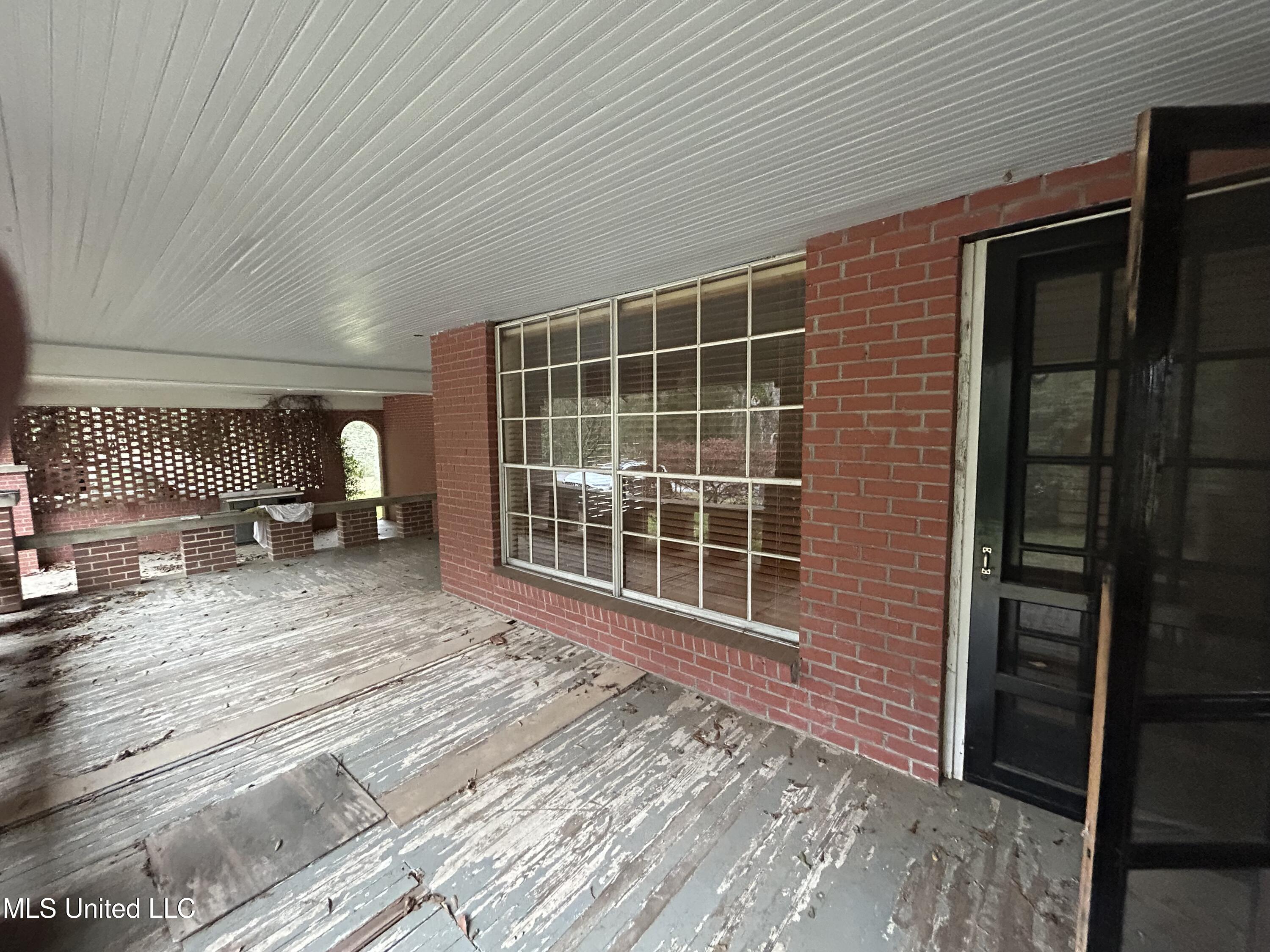 3607 Highway 43a Property Photo 8