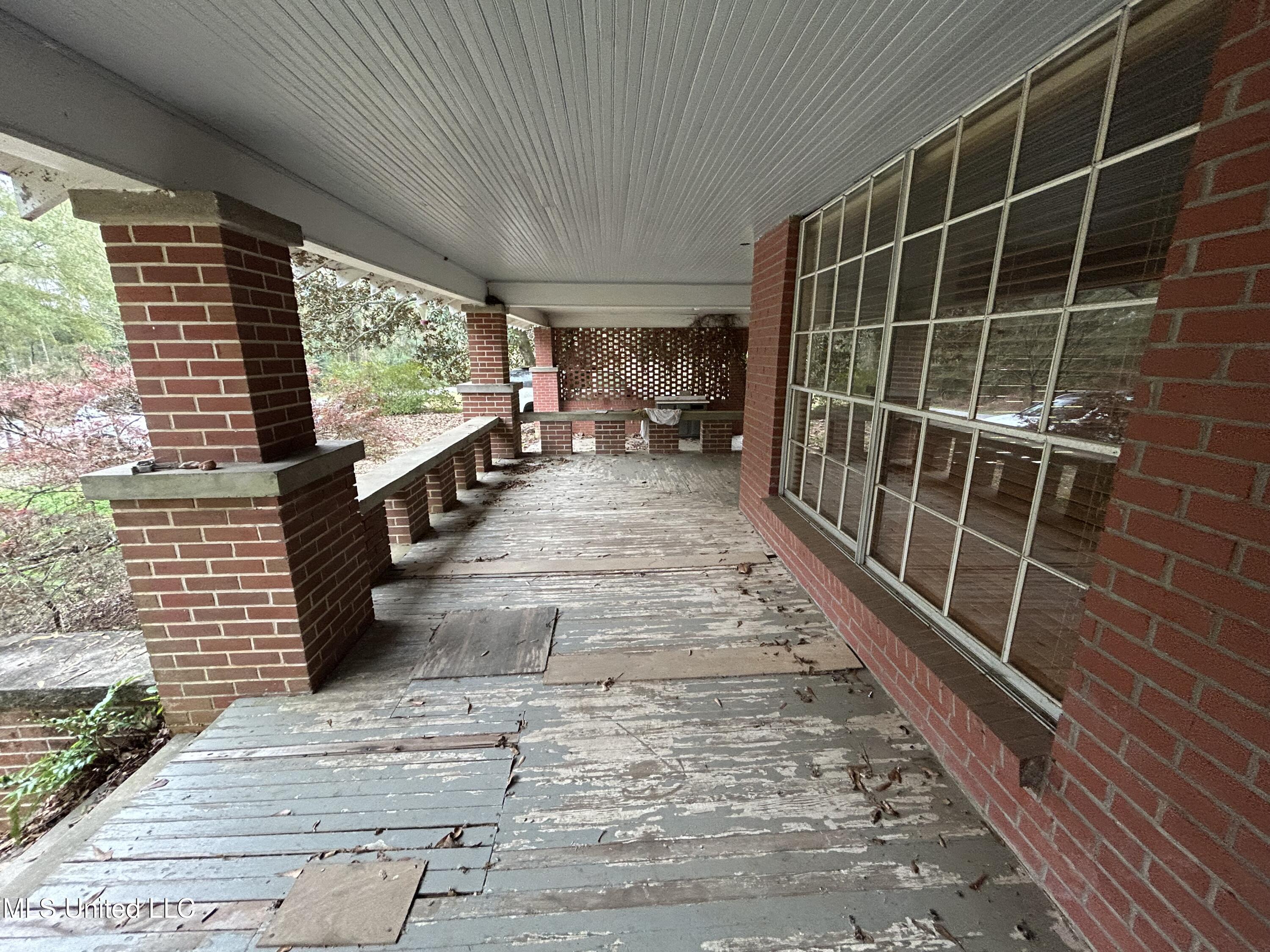 3607 Highway 43a Property Photo 9