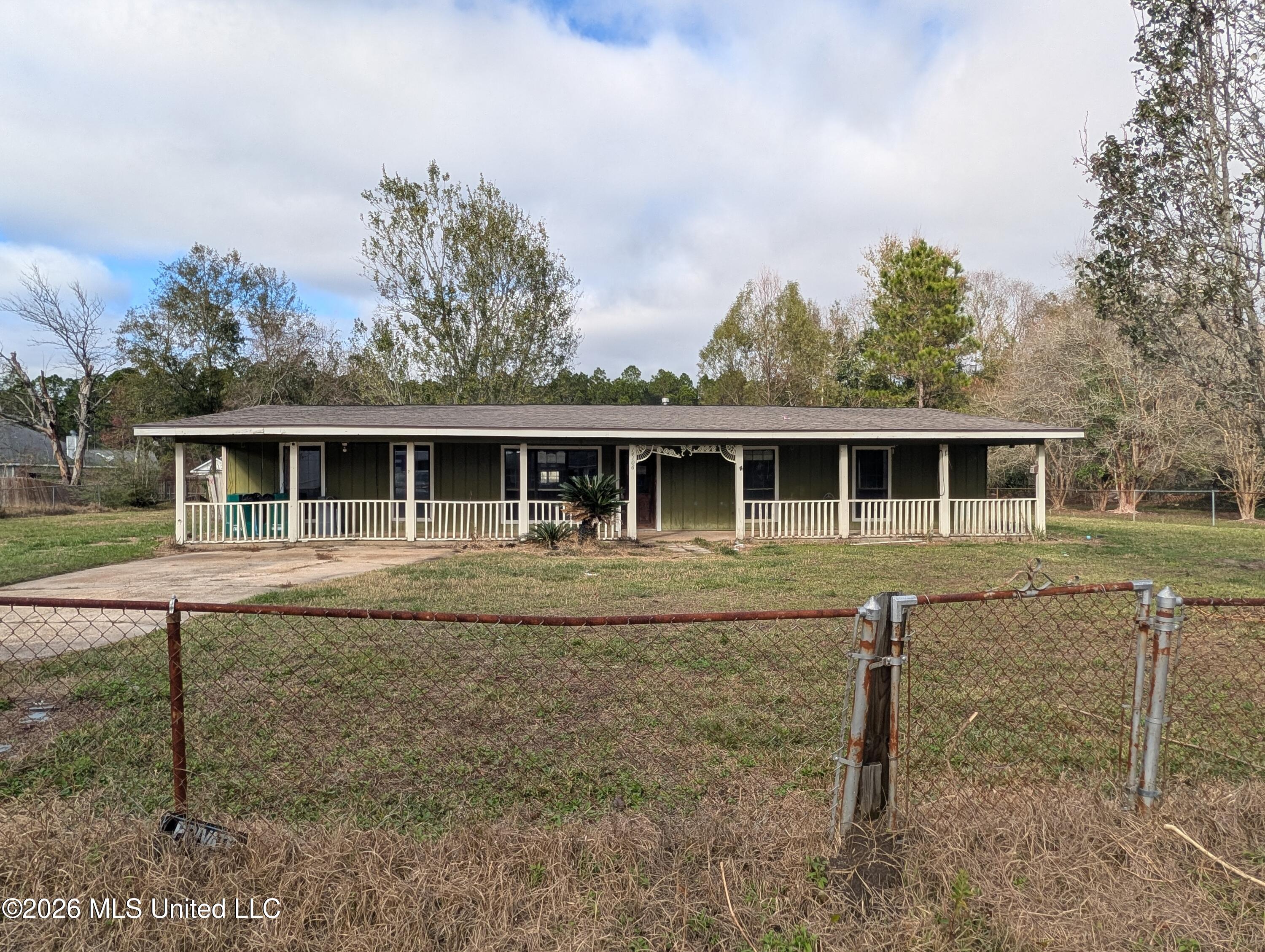 14106 Lavelle Drive Property Photo 1