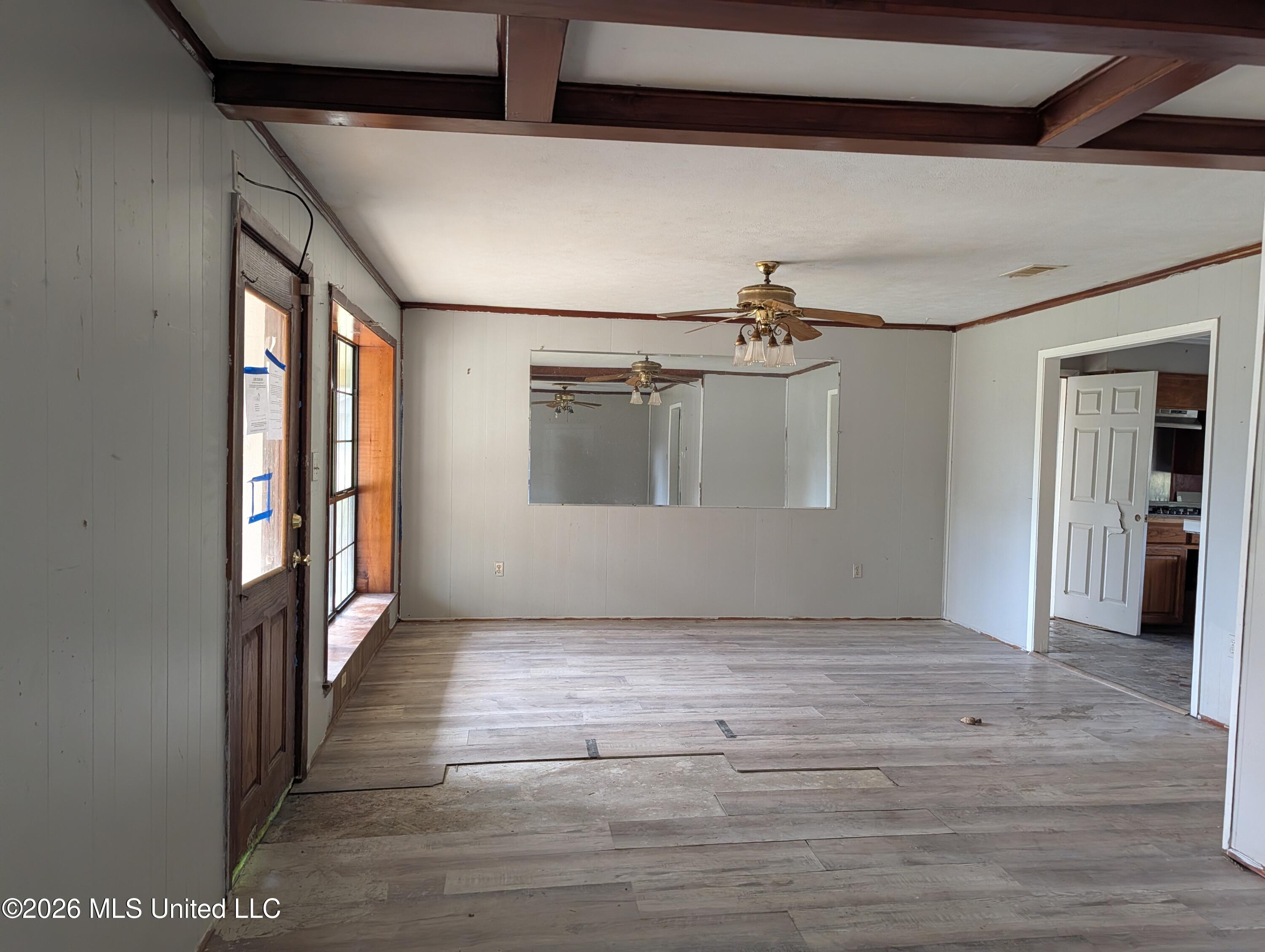 14106 Lavelle Drive Property Photo 3