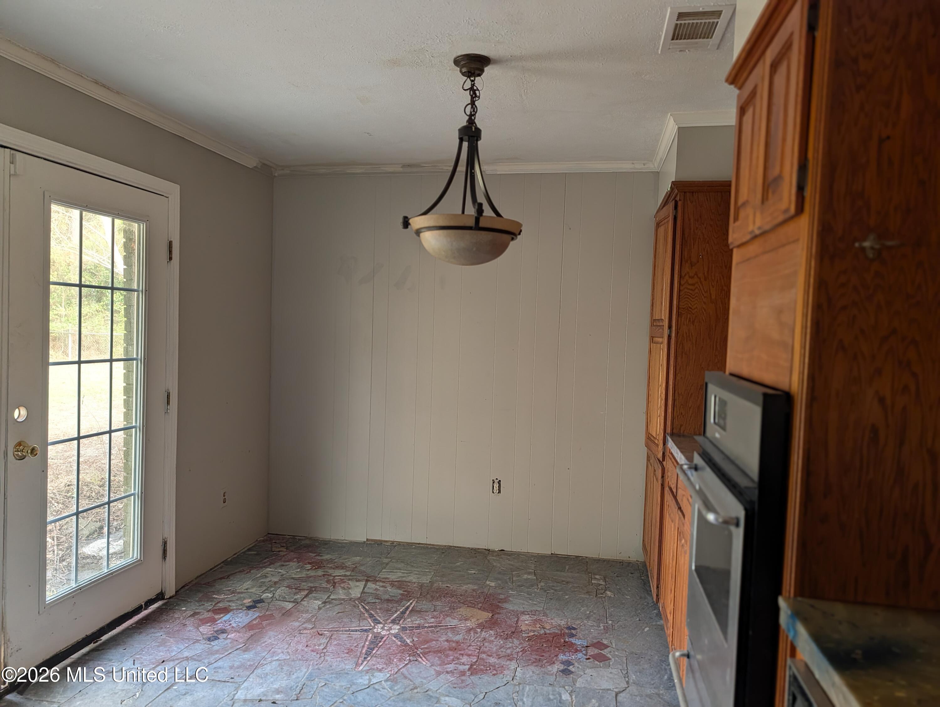 14106 Lavelle Drive Property Photo 7