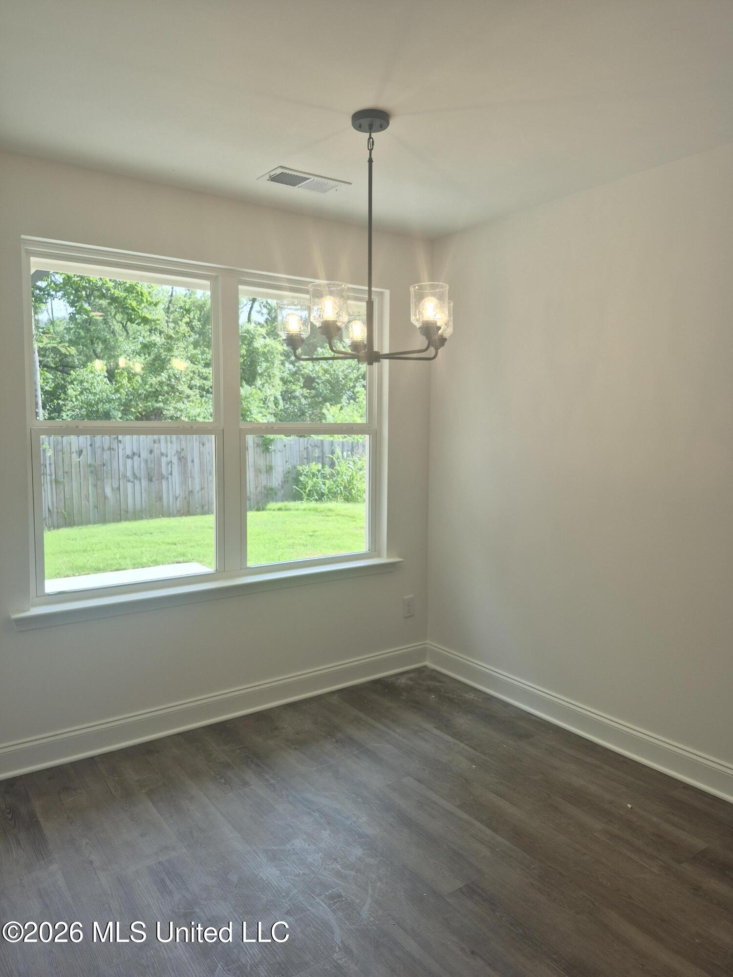 7745 Ferndale Drive Property Photo 3