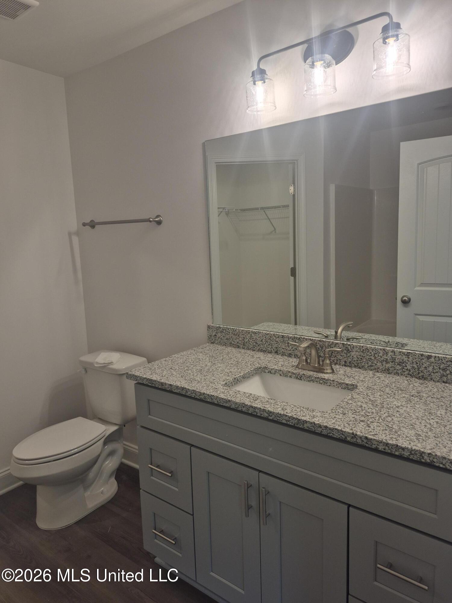 7745 Ferndale Drive Property Photo 8