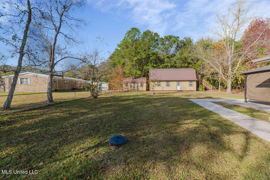 1803 Henderson Street Property Photo 45