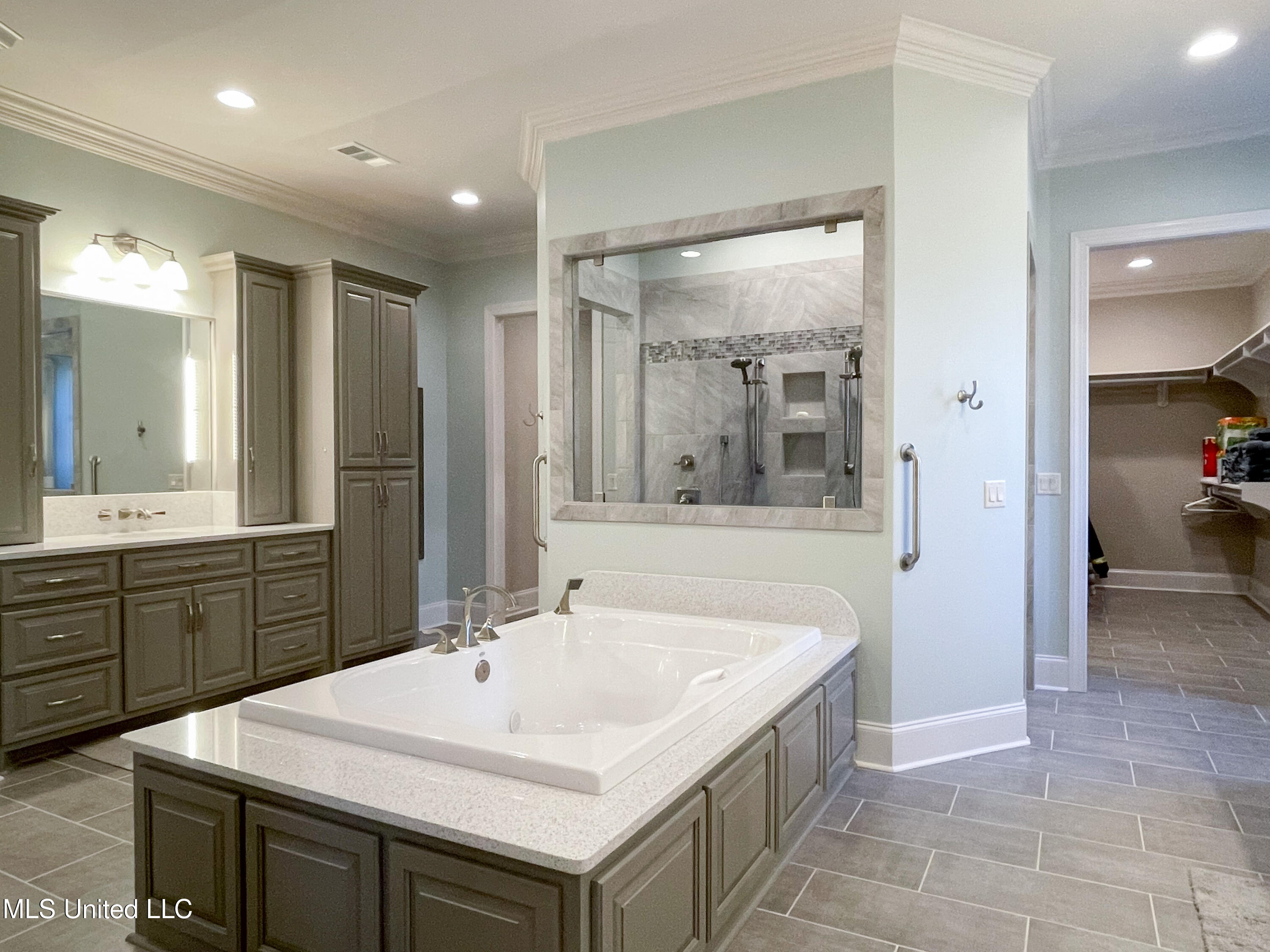 3010 Highlands Circle Property Photo 20