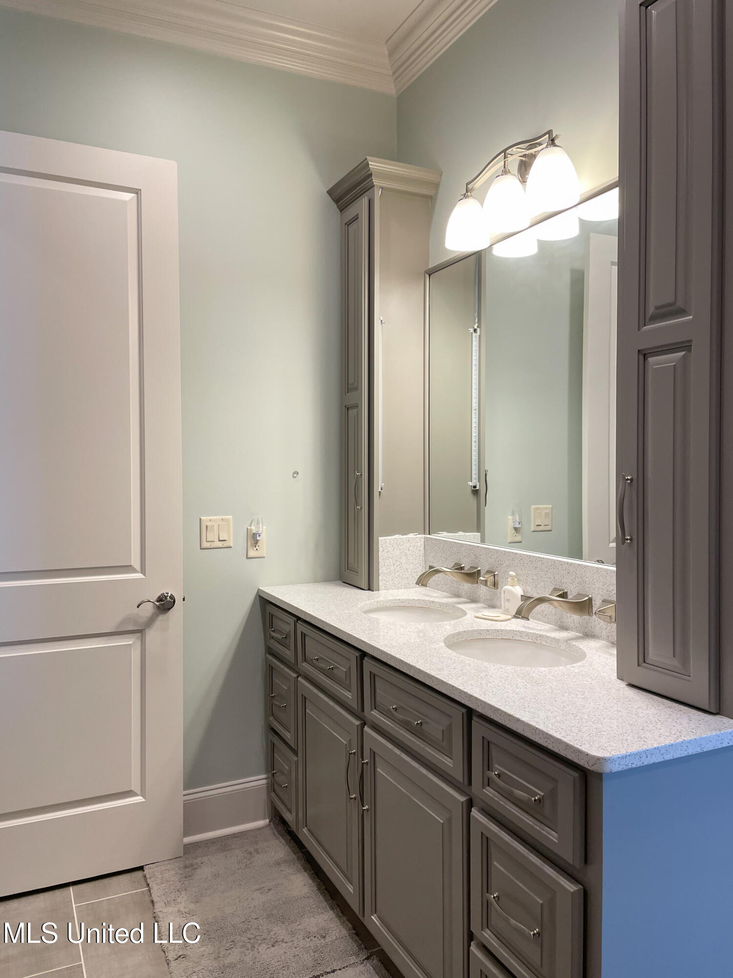 3010 Highlands Circle Property Photo 31