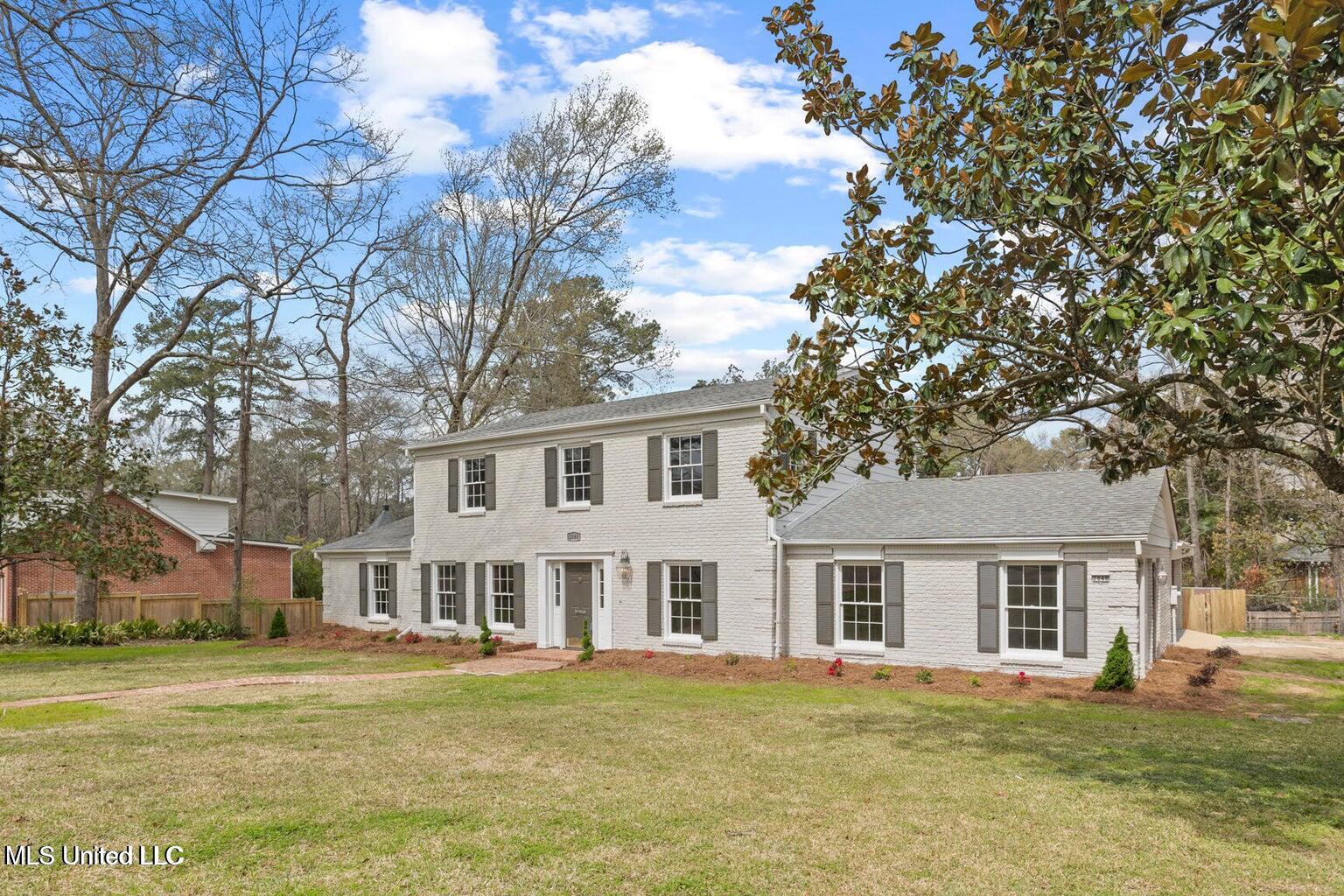2040 Brecon Drive Property Photo 4