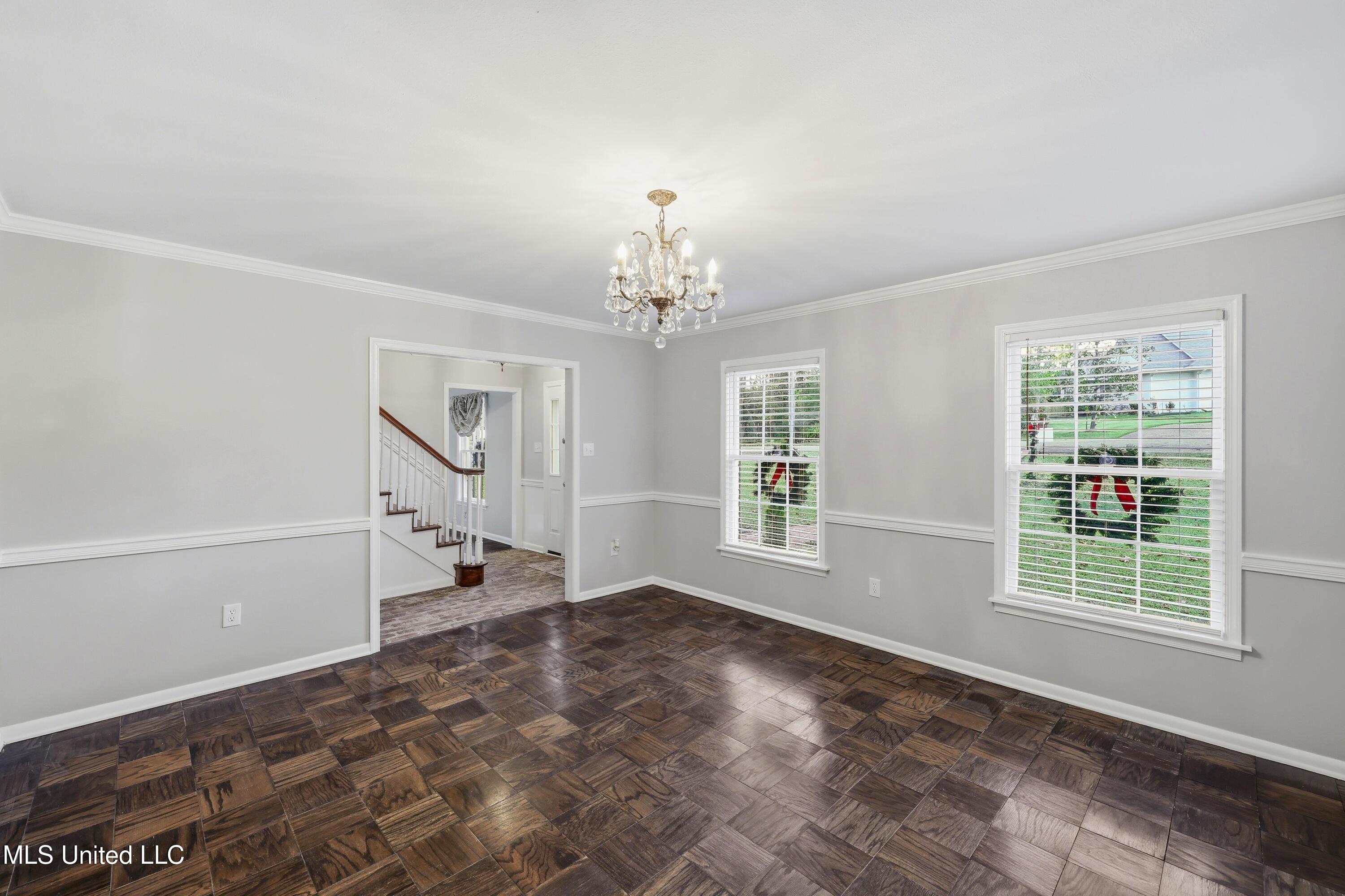 2040 Brecon Drive Property Photo 11