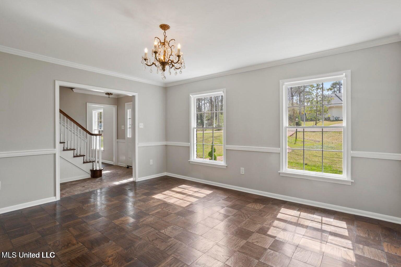 2040 Brecon Drive Property Photo 12