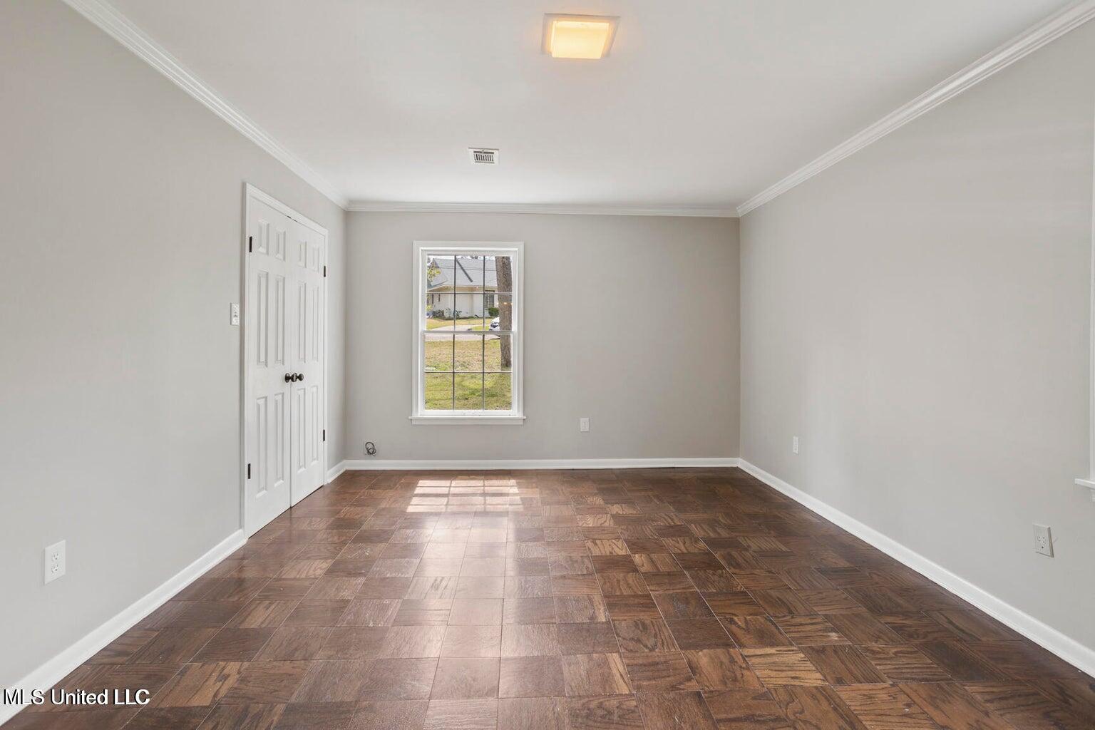 2040 Brecon Drive Property Photo 21