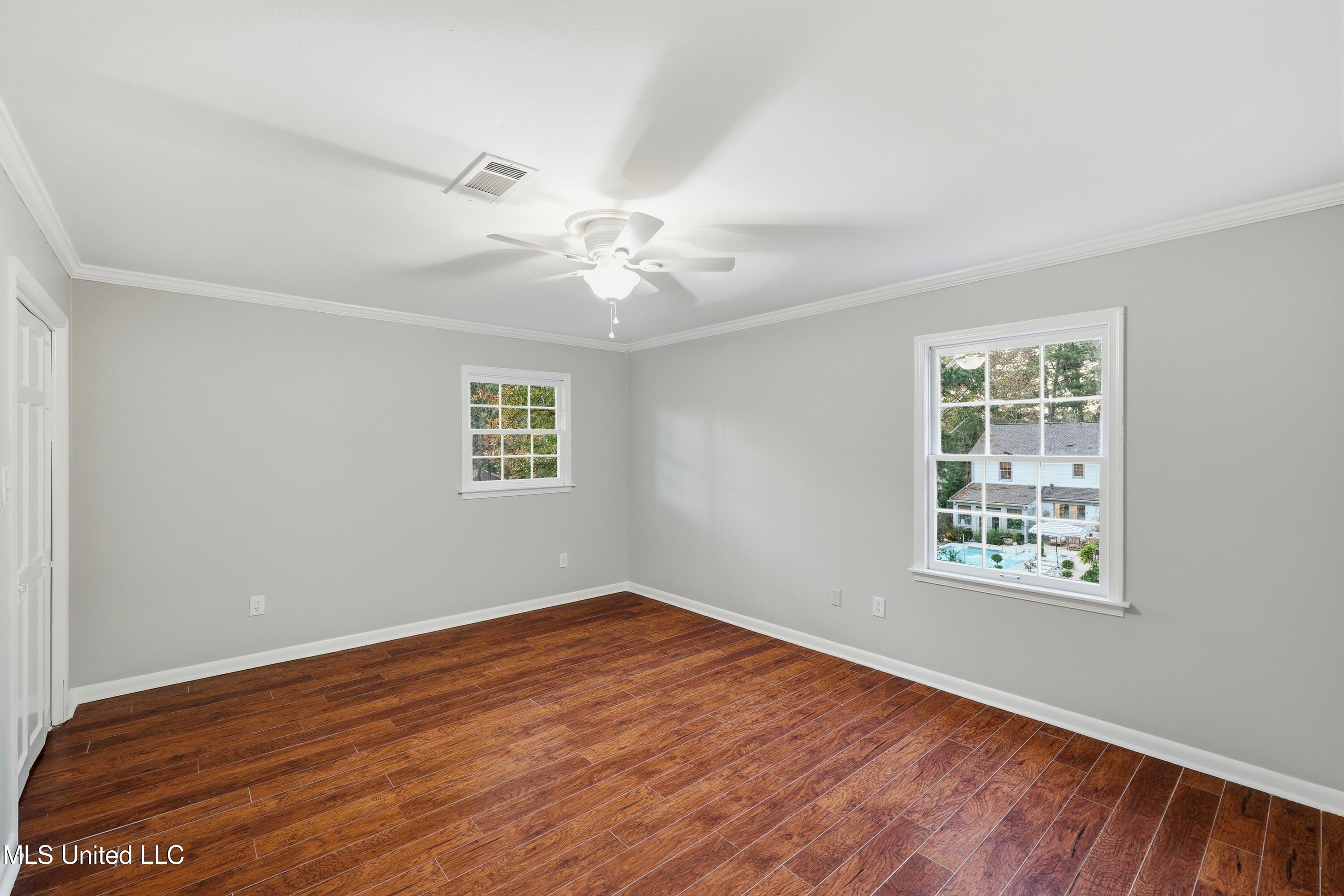 2040 Brecon Drive Property Photo 47