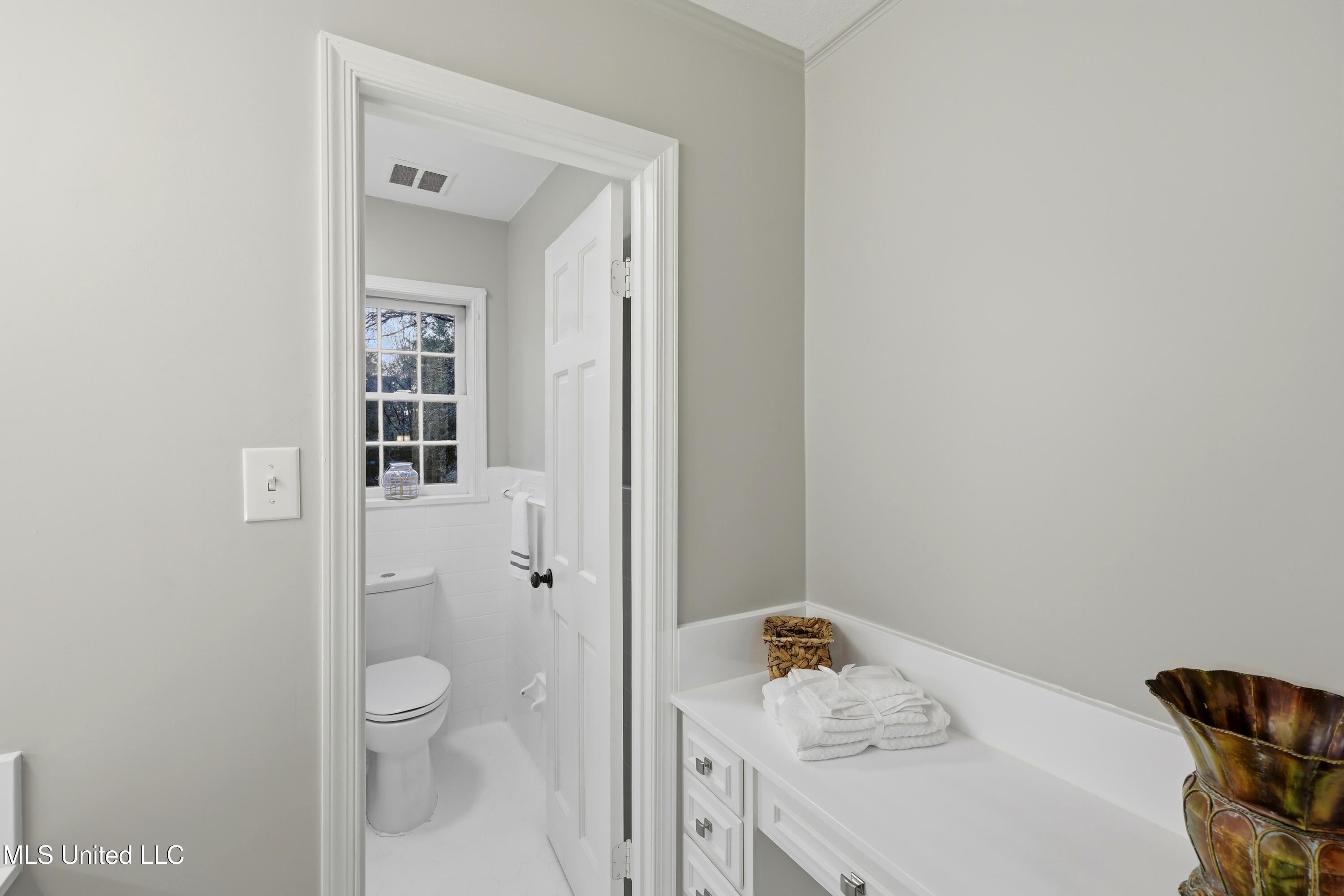2040 Brecon Drive Property Photo 52