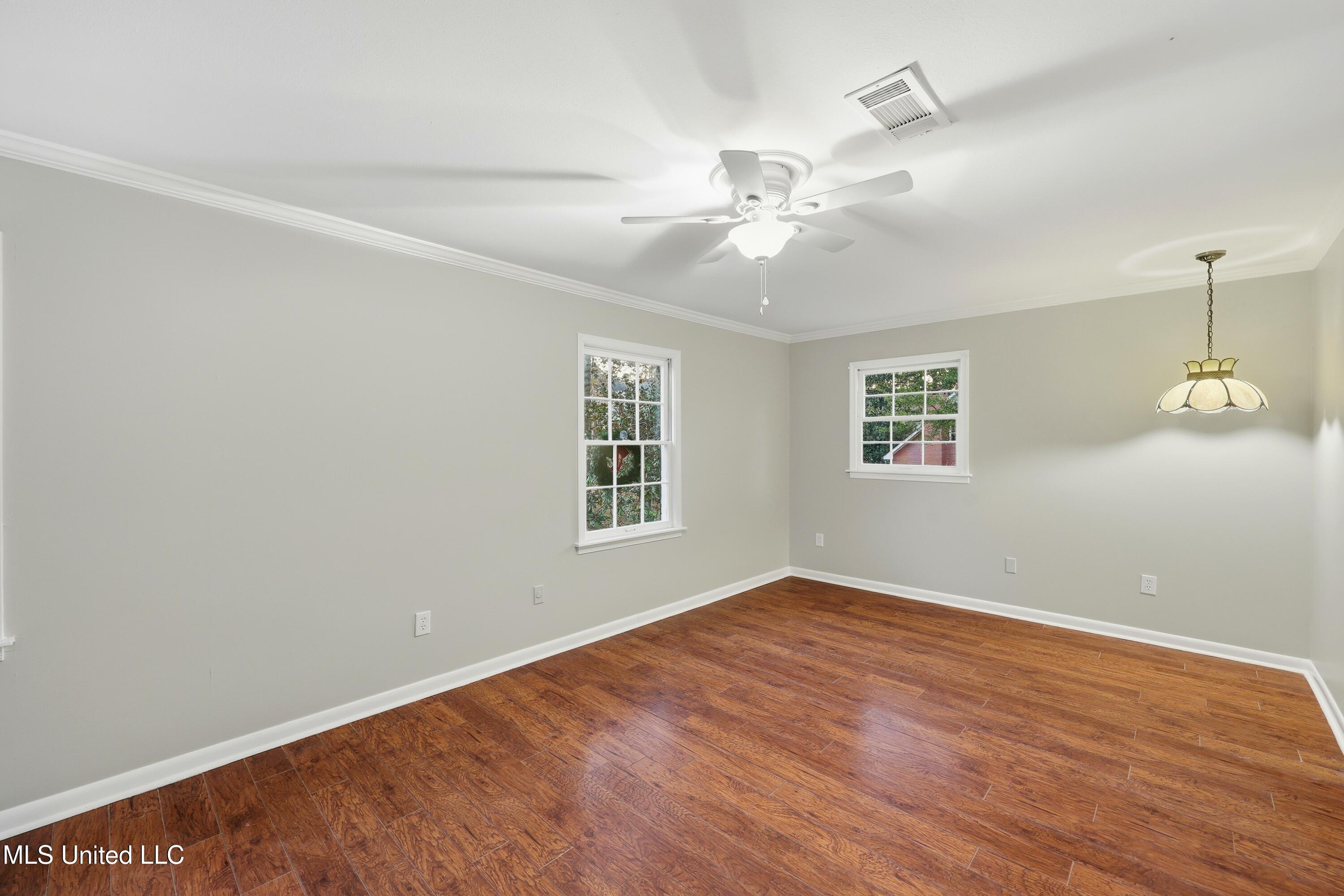 2040 Brecon Drive Property Photo 54