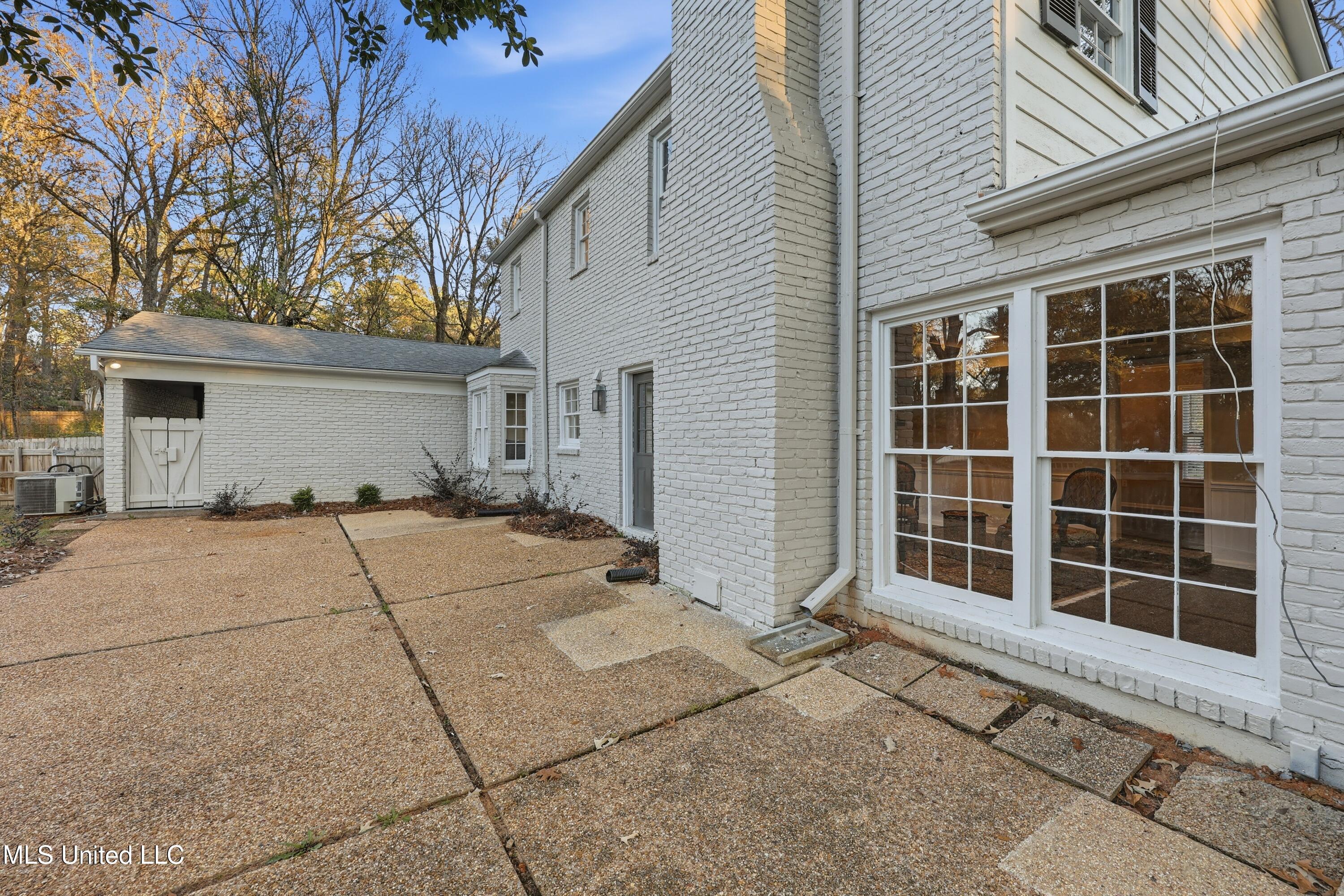2040 Brecon Drive Property Photo 59