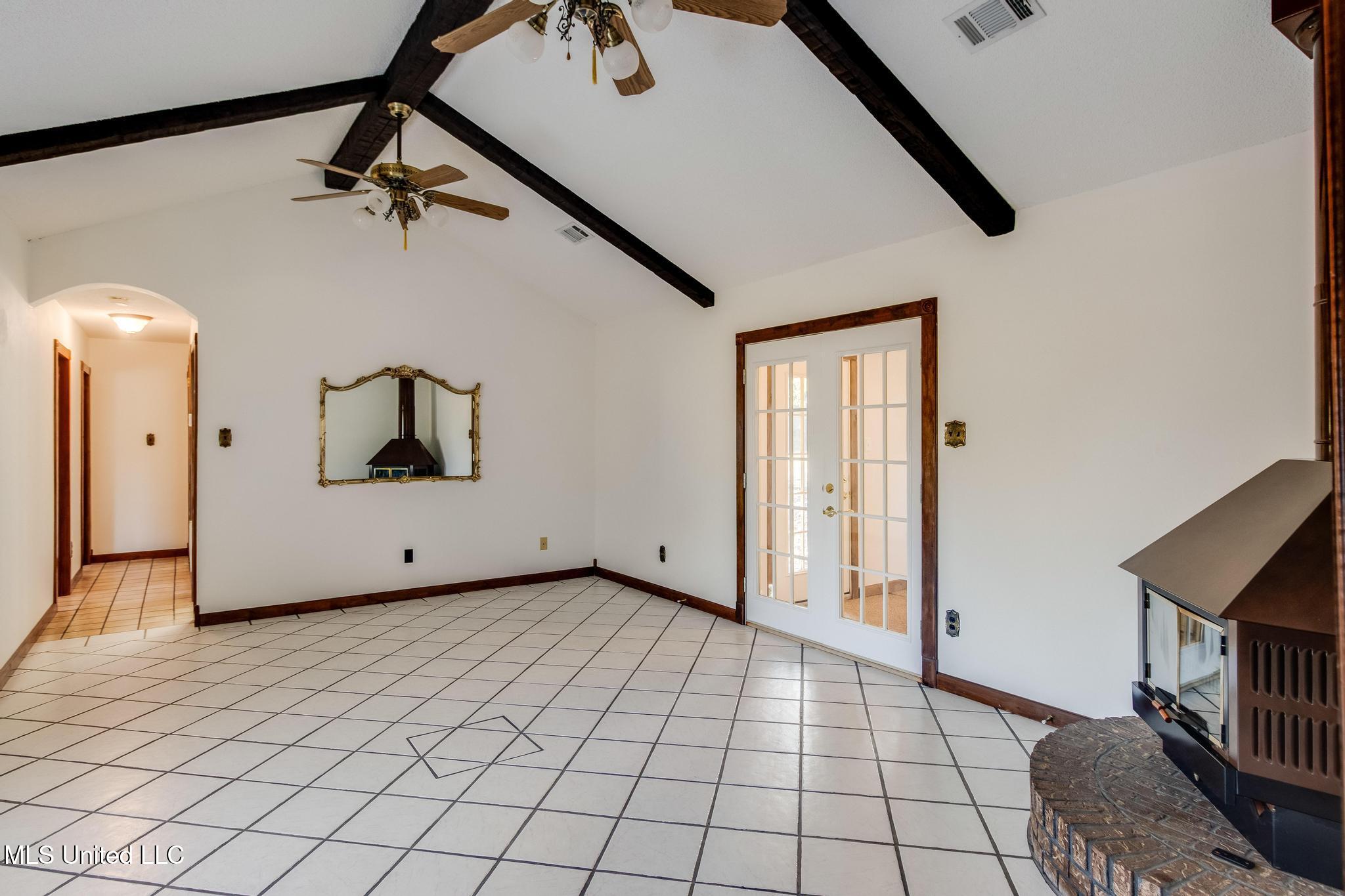 13400 Arguelles Road Property Photo 4