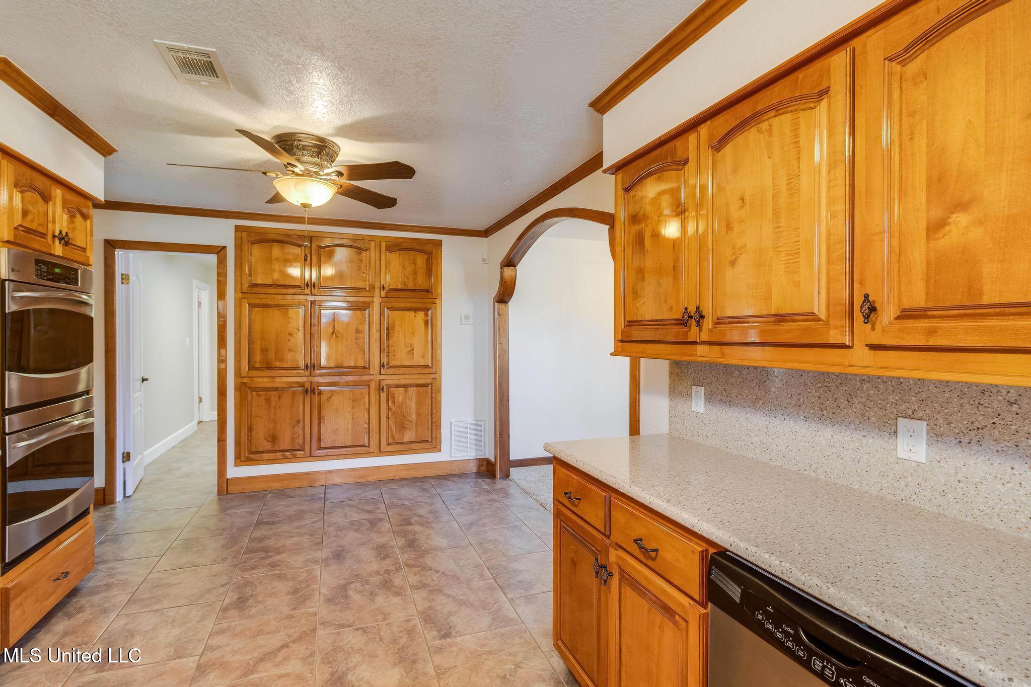 13400 Arguelles Road Property Photo 6