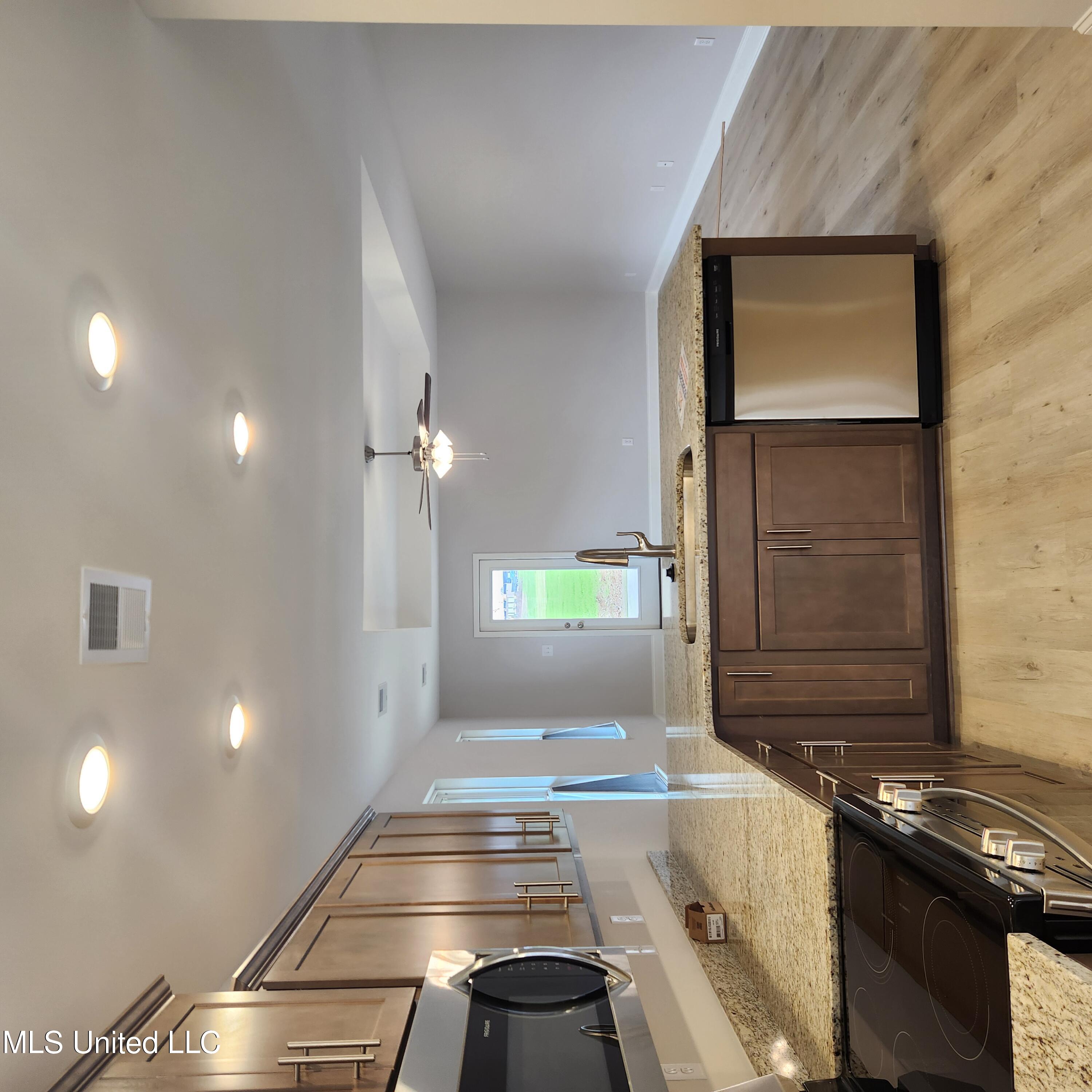 7720 Ferndale Drive Property Photo 1