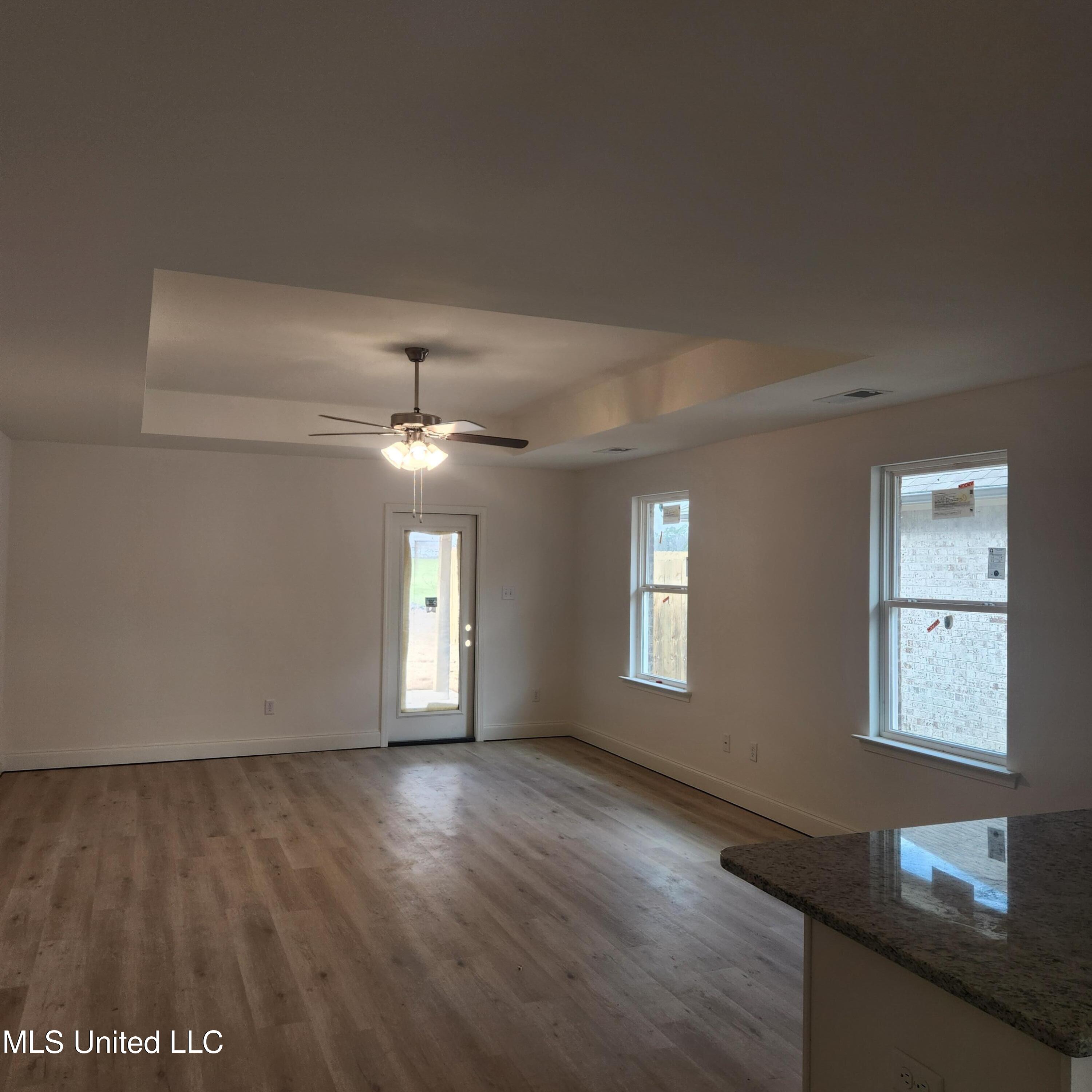 7720 Ferndale Drive Property Photo 4