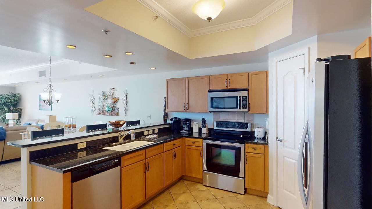 1200 Beach Drive Property Photo 9