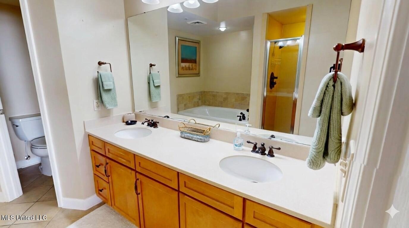 1200 Beach Drive Property Photo 12