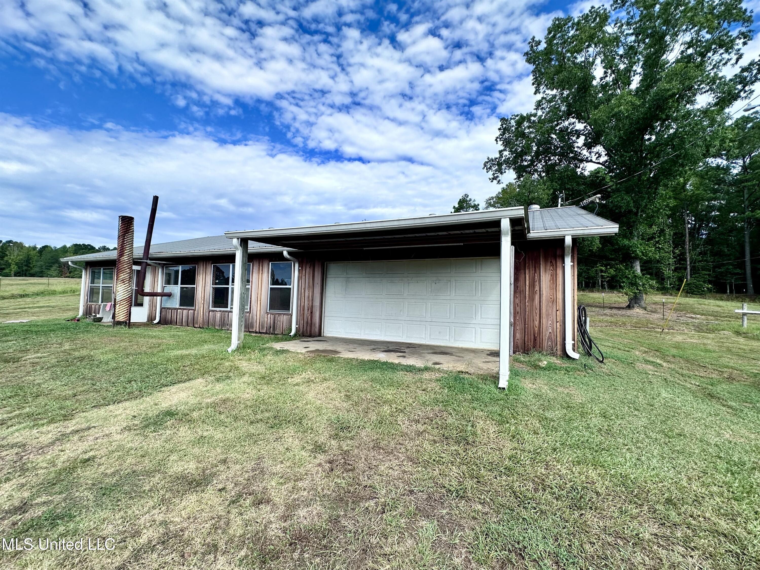 609 Co Rd 333 Property Photo 4