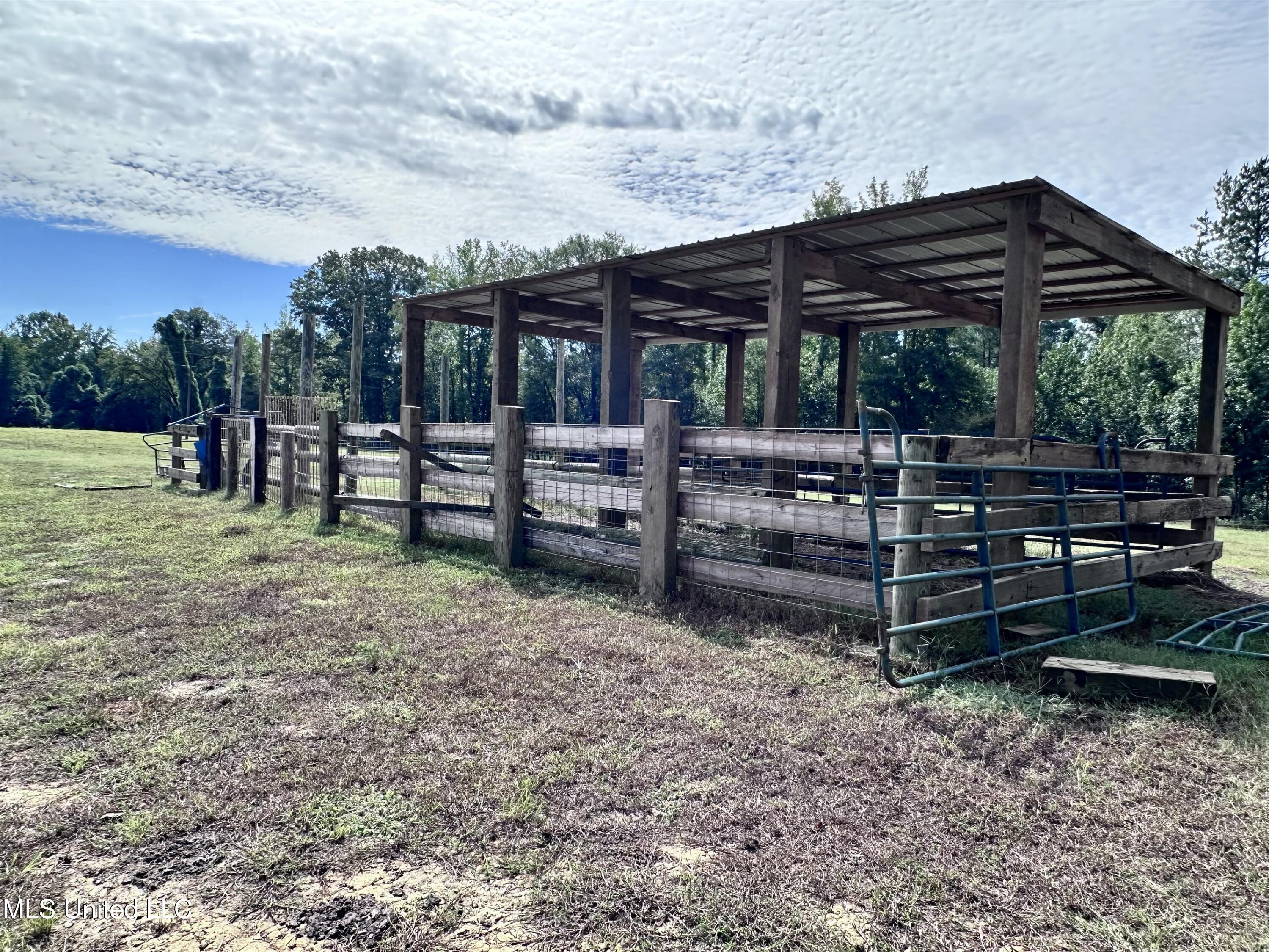 609 Co Rd 333 Property Photo 40