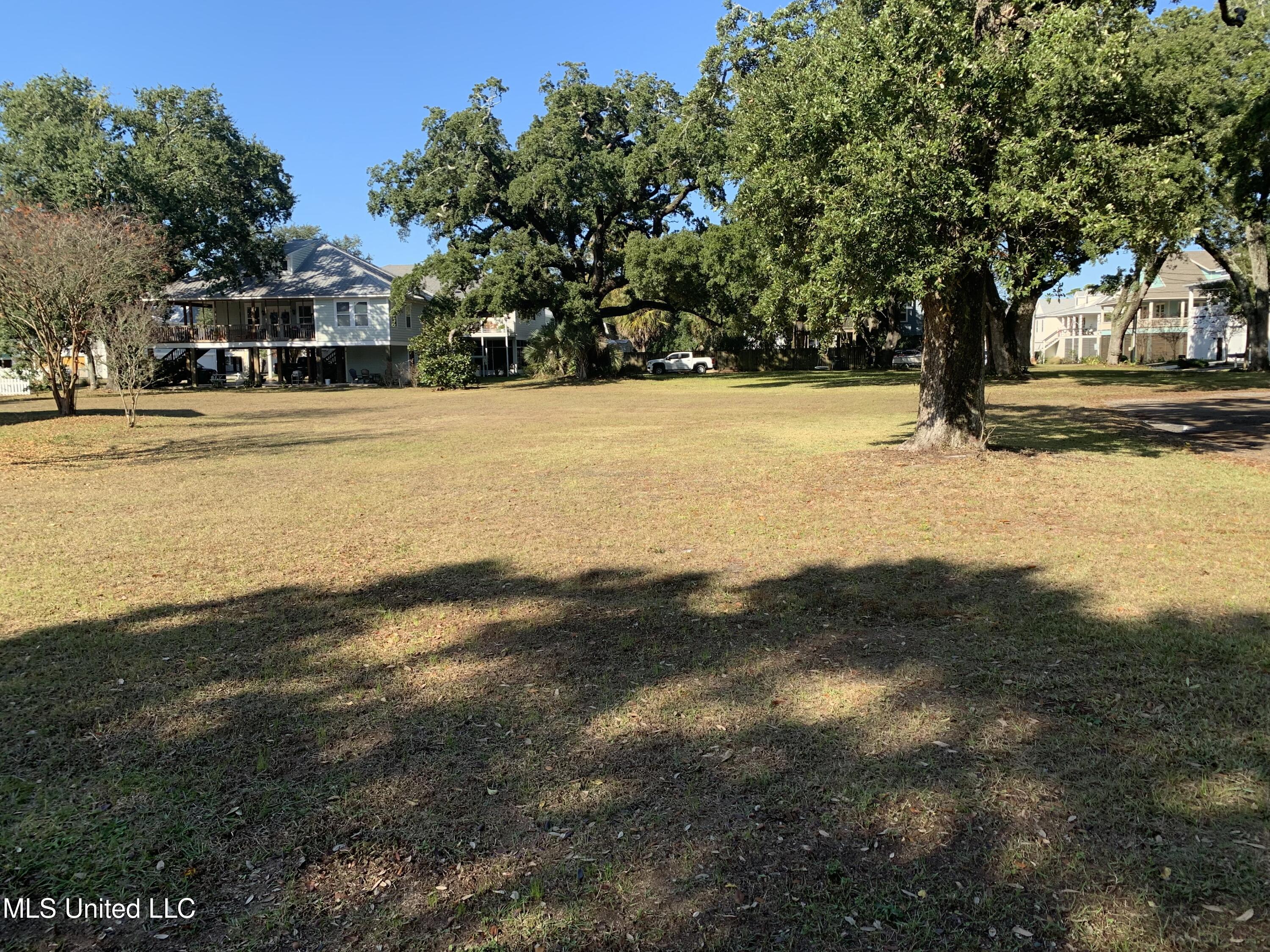 Barkley Drive Property Photo 3