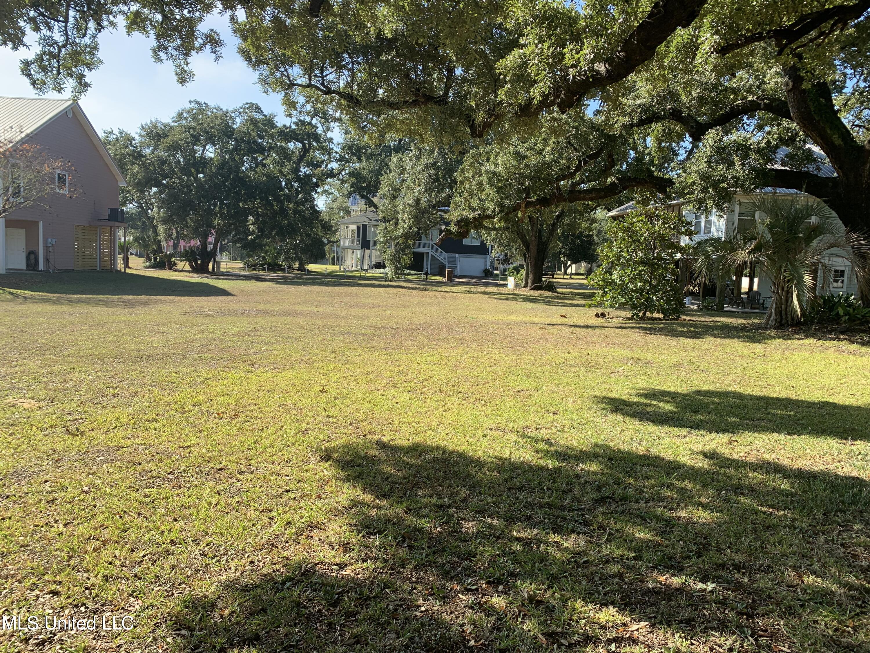 Barkley Drive Property Photo 4