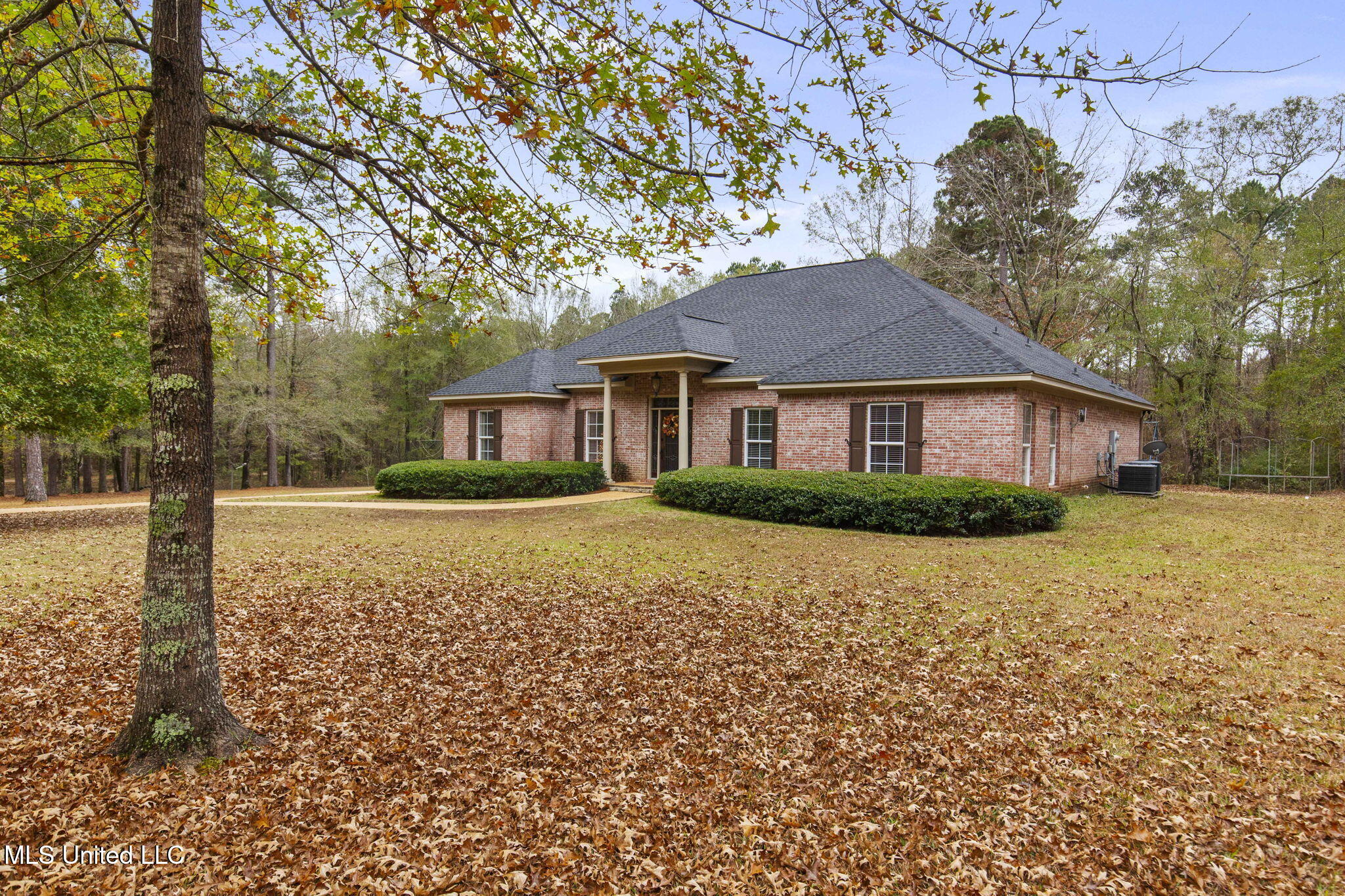 113 Allenwood Drive Property Photo 1
