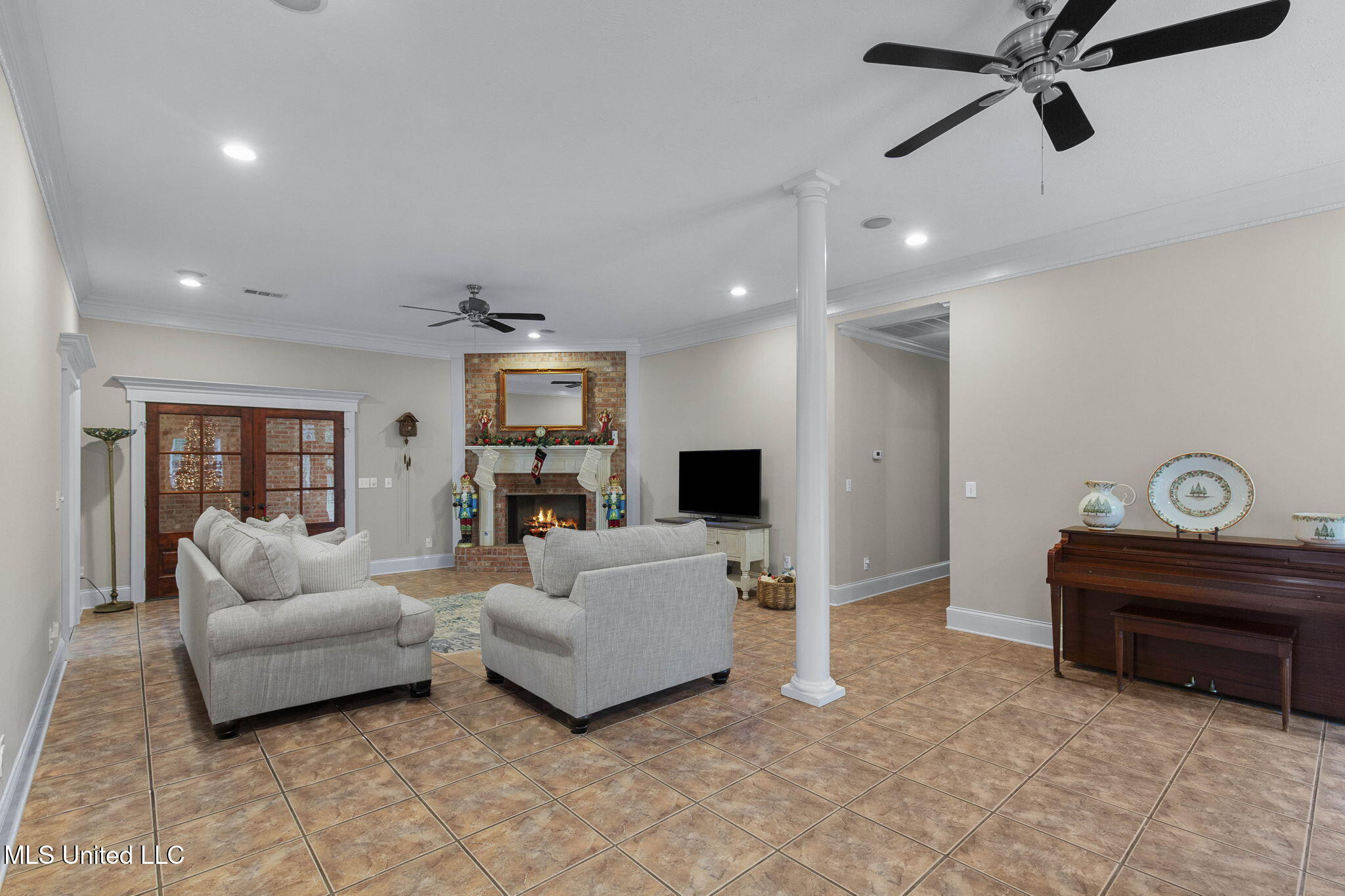 113 Allenwood Drive Property Photo 12