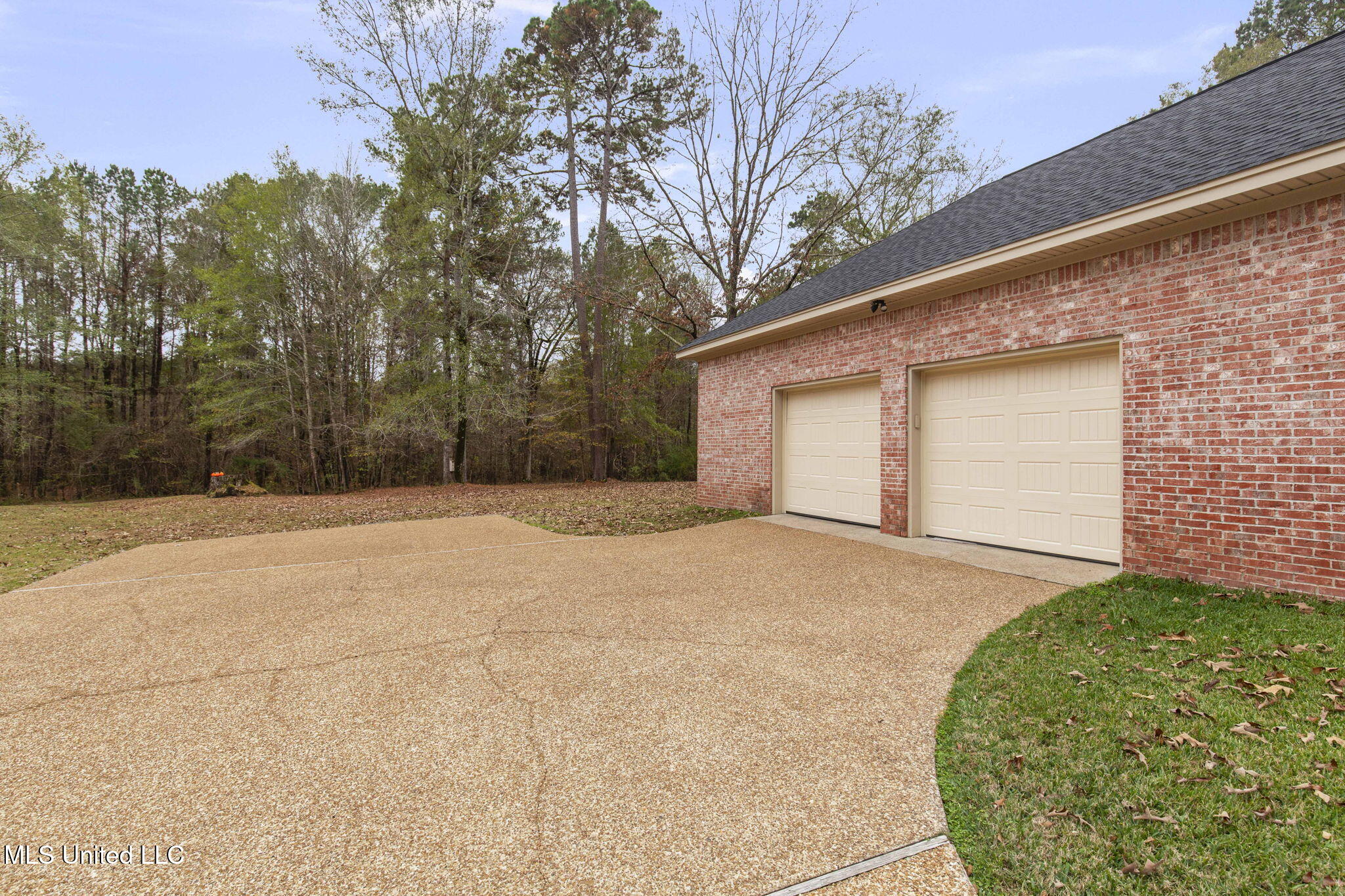 113 Allenwood Drive Property Photo 58