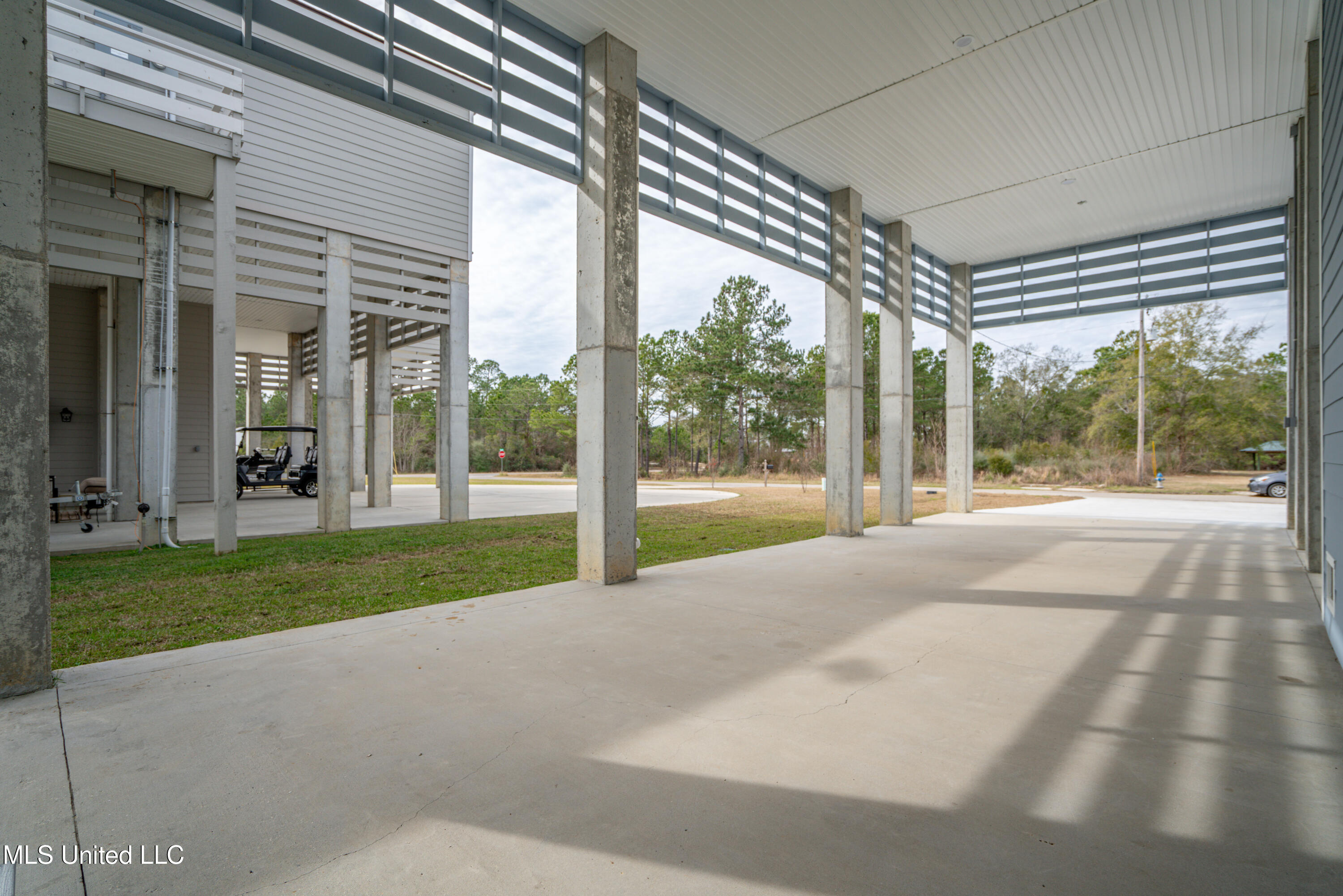 1324 Enos Street Property Photo 8