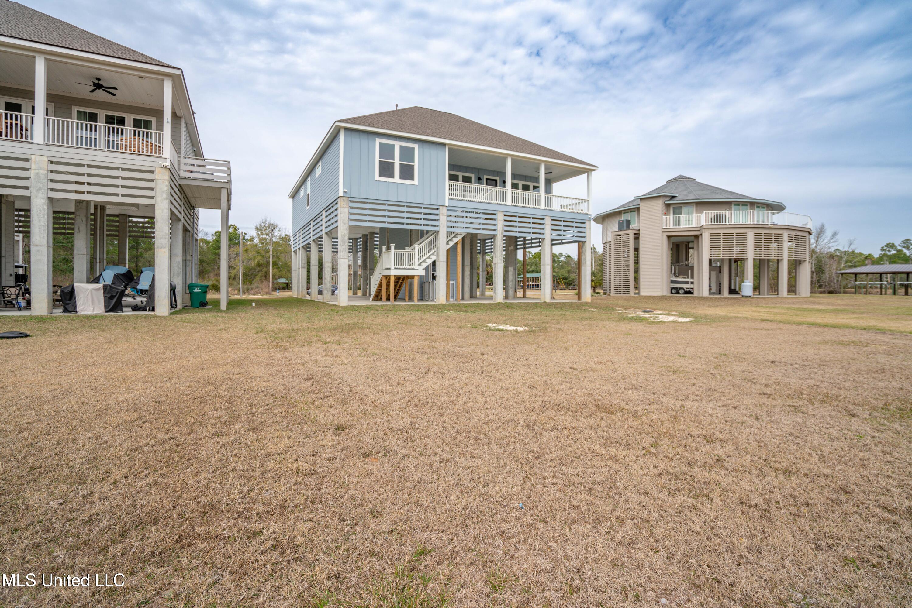 1324 Enos Street Property Photo 16
