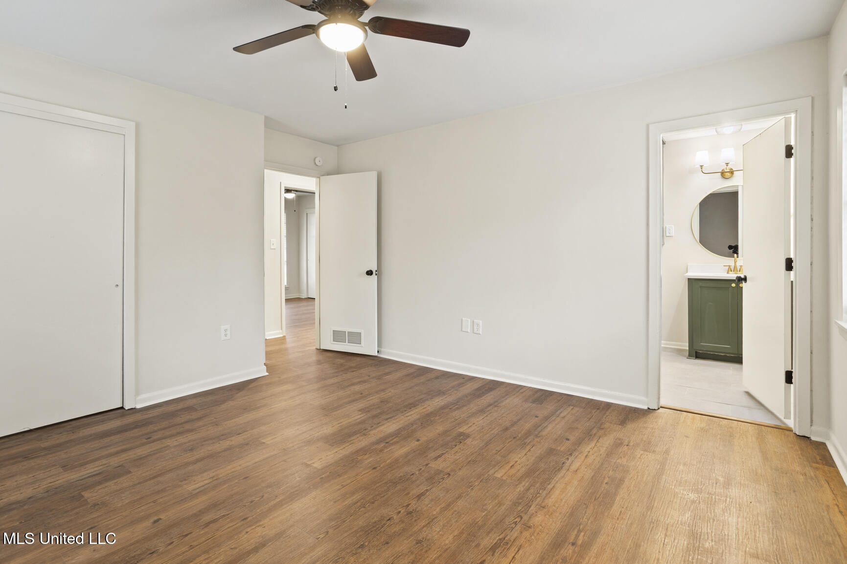 708 Tanglewood Drive Property Photo 17