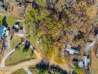352 Coles Point Road Property Photo 12