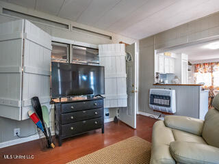 352 Coles Point Road Property Photo 15