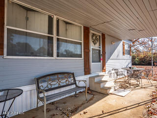 352 Coles Point Road Property Photo 36