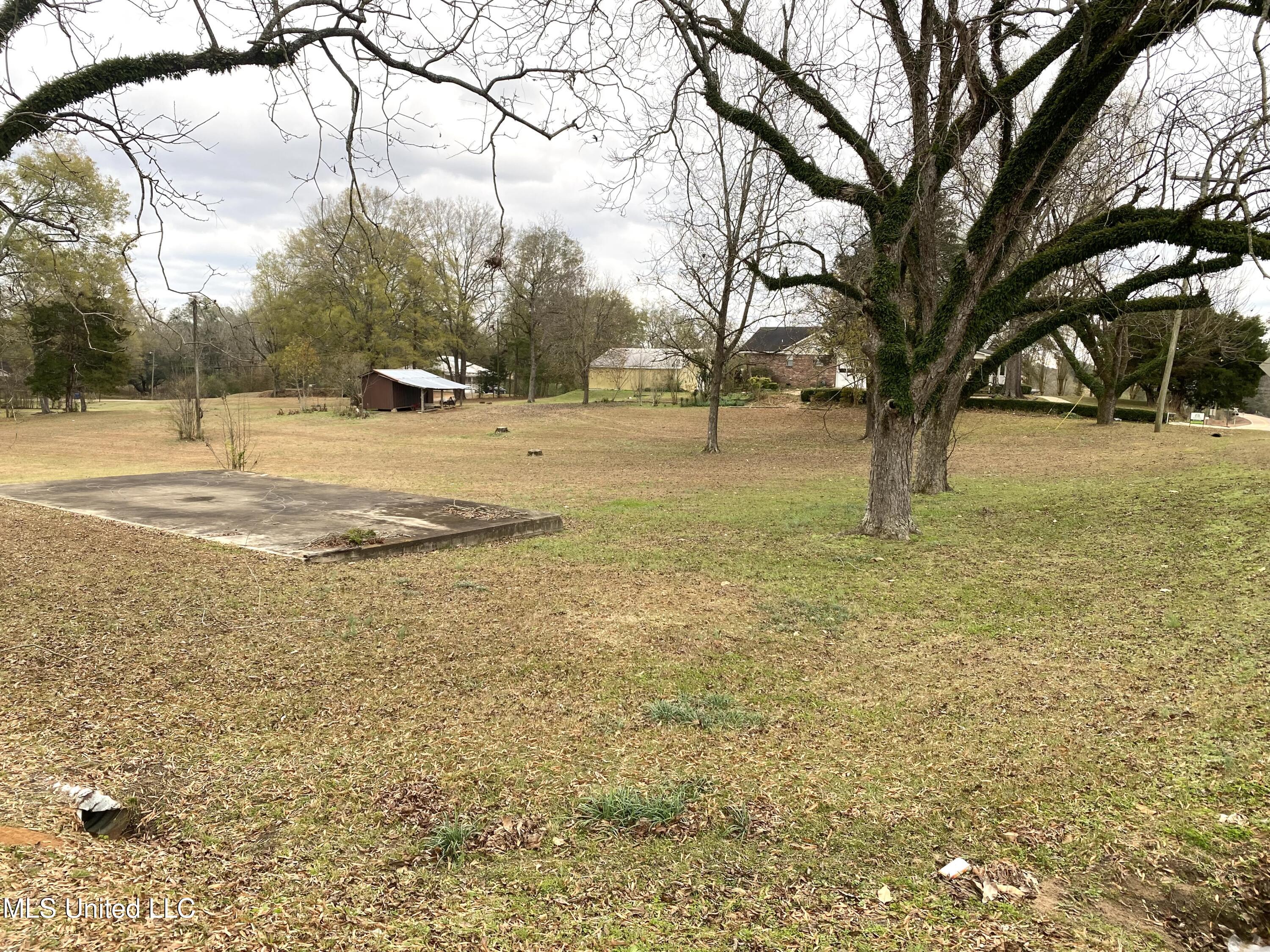 124 Main Street Property Photo 21