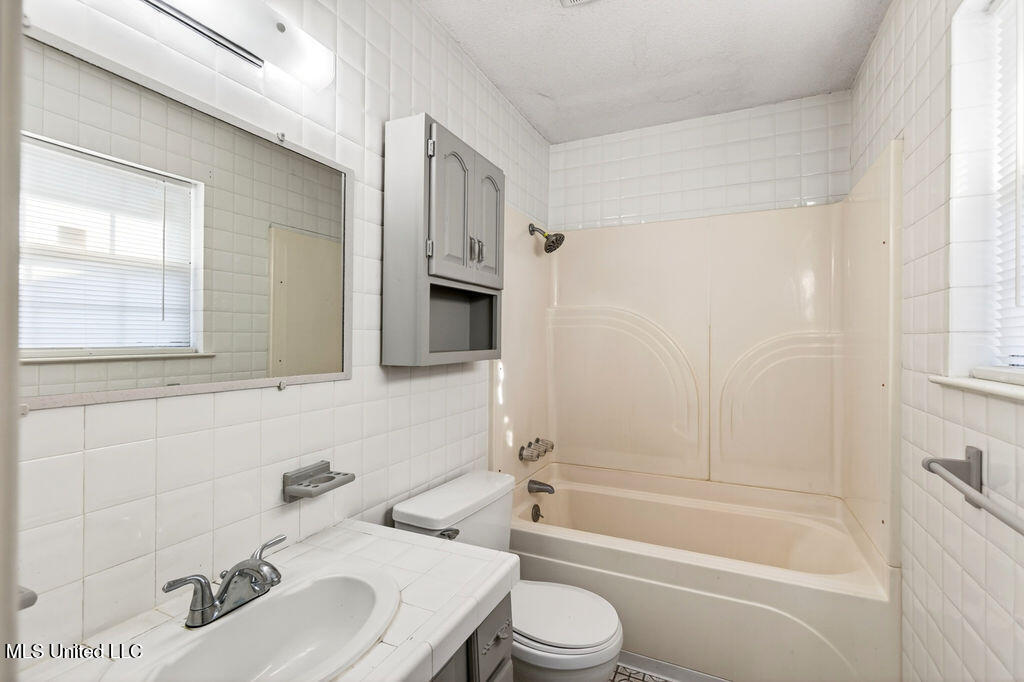 640 Peyton Drive Property Photo 15