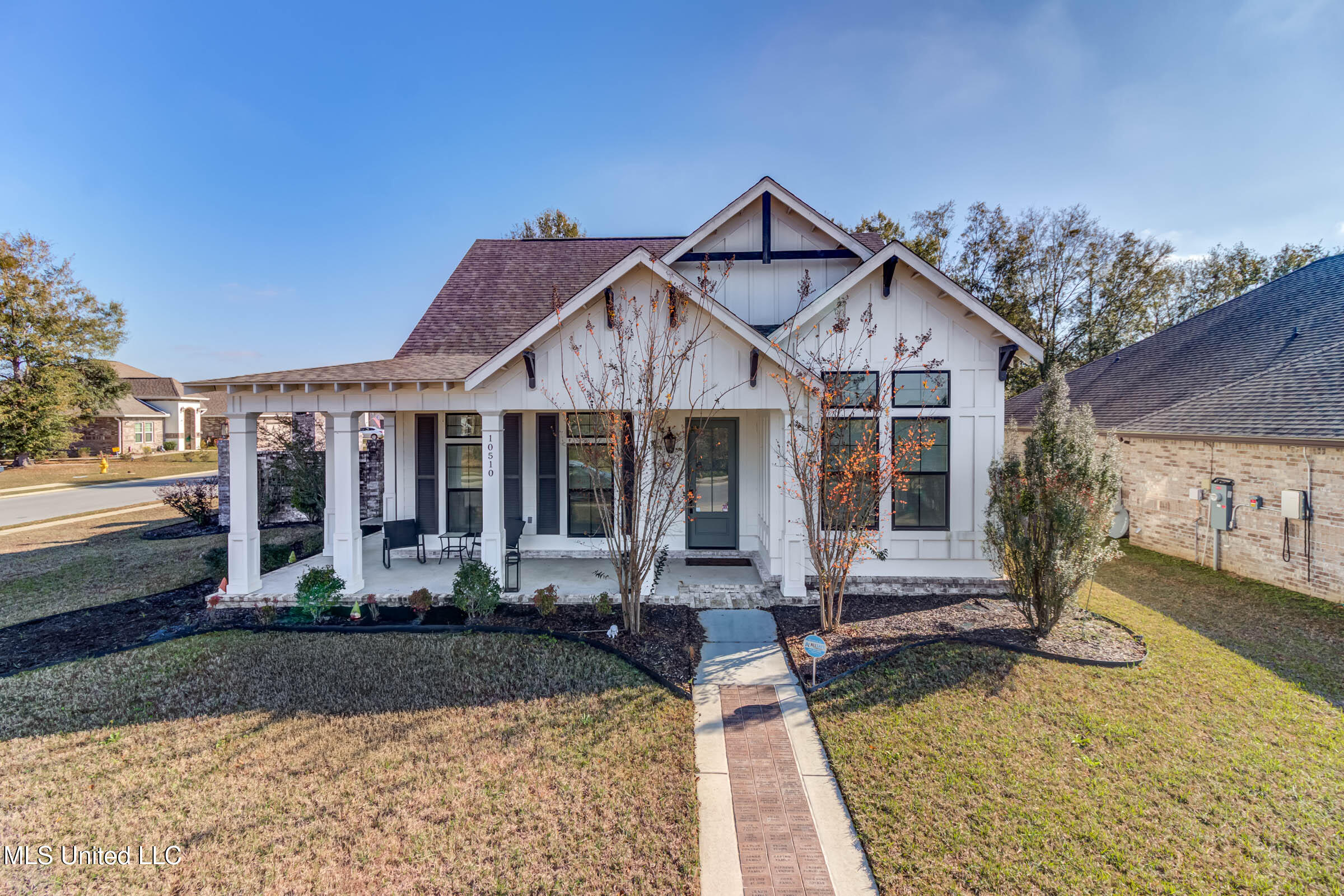 10510 E Landon Green Circle Property Photo 1