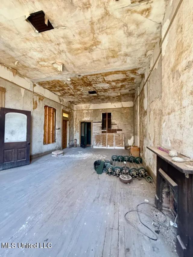 326-328 Main Street Property Photo 40