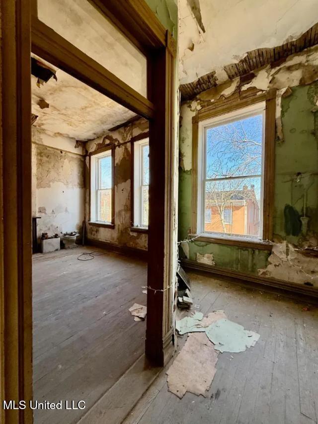 326-328 Main Street Property Photo 42