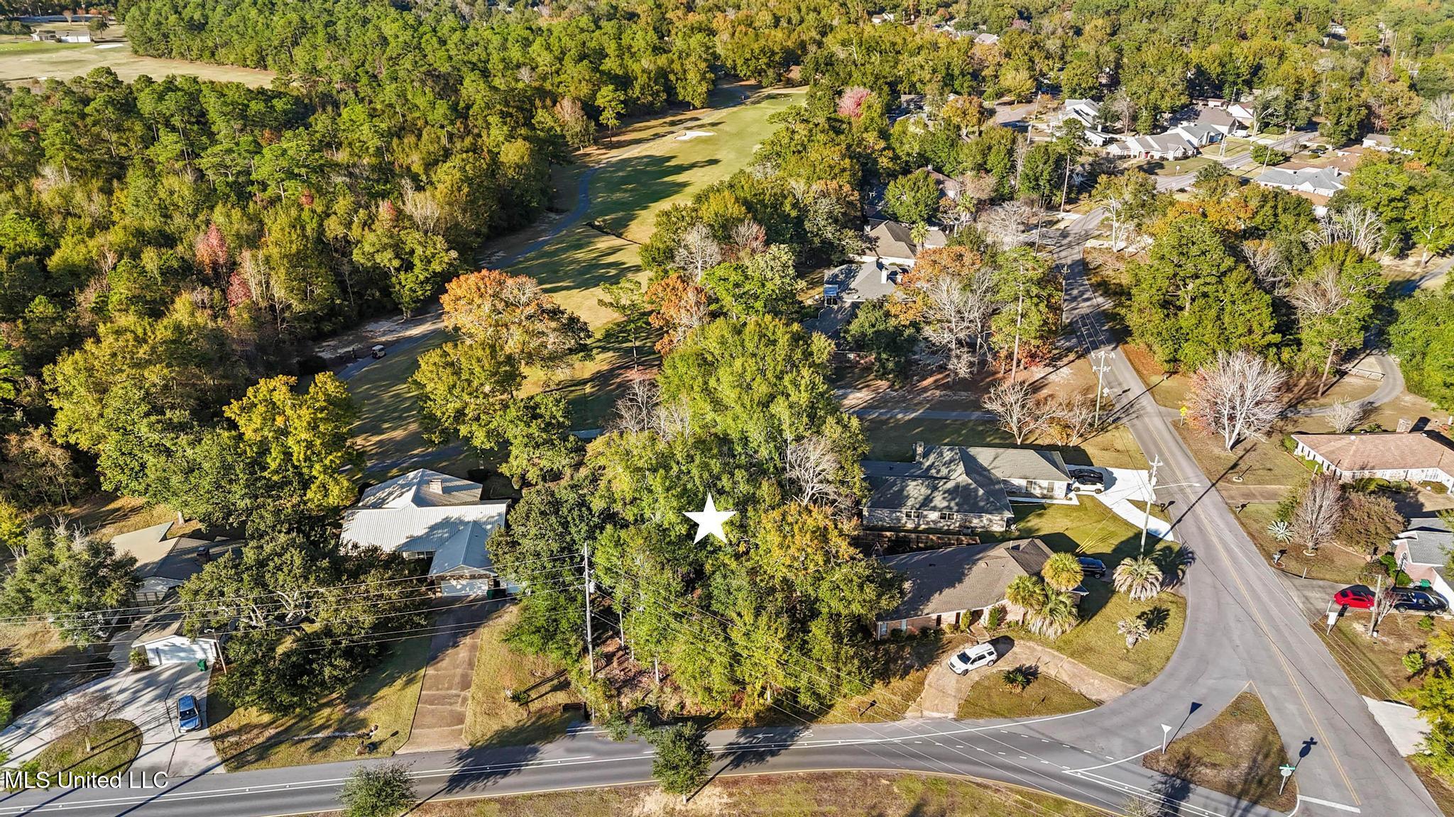 67177 E Diamondhead Drive Property Photo 1