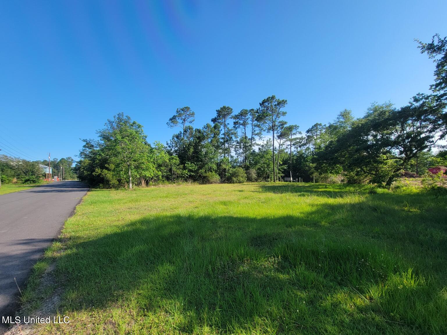 350 Loulu Place Property Photo 1