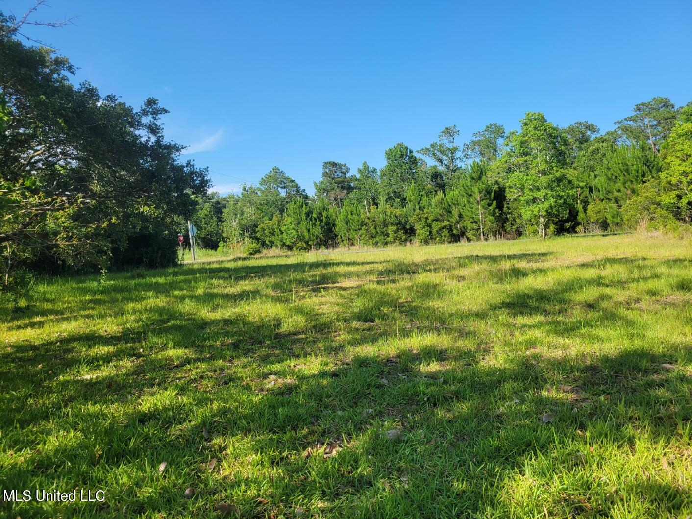 350 Loulu Place Property Photo 7