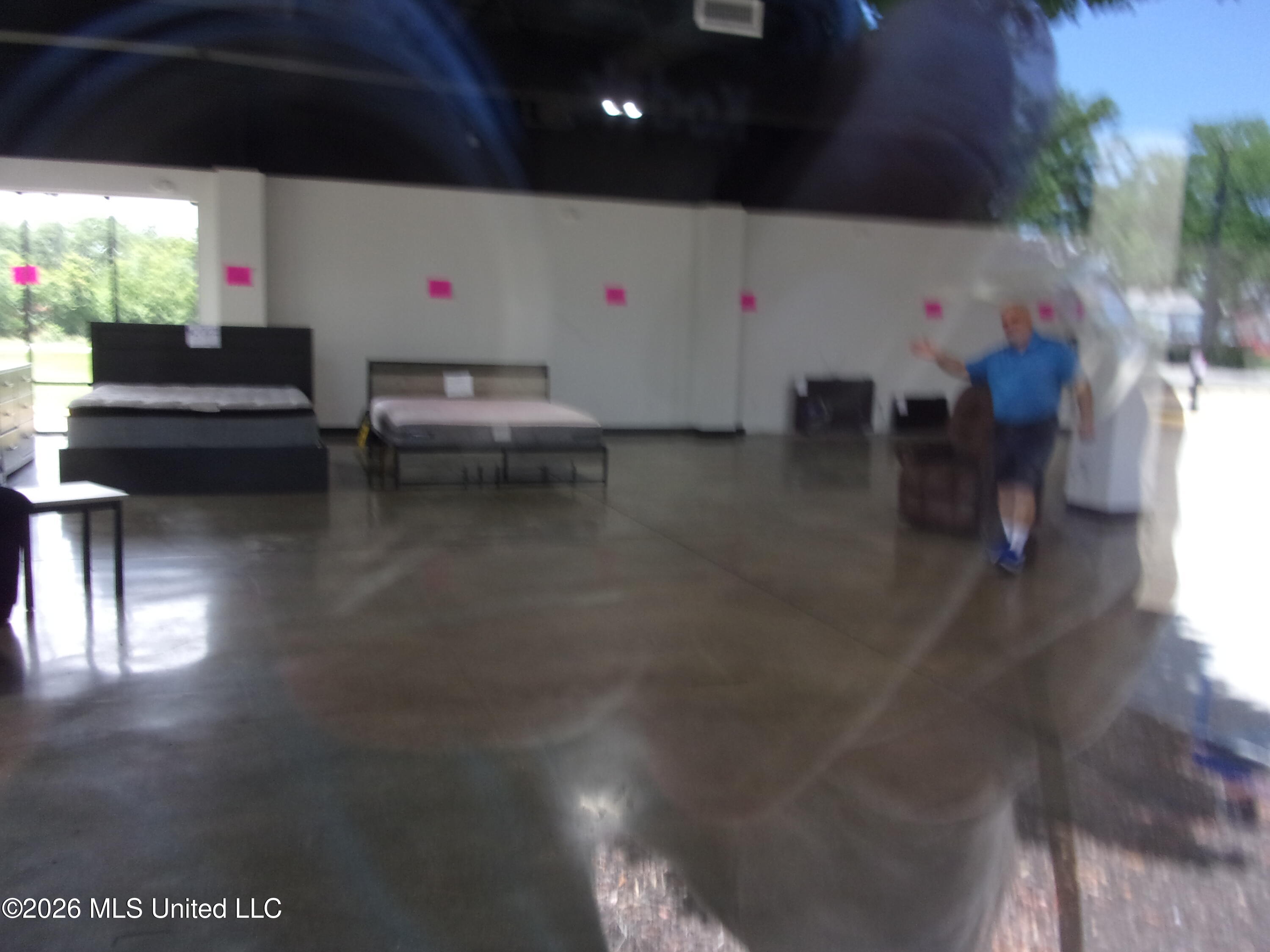 211 Eisenhower Drive Property Photo 4