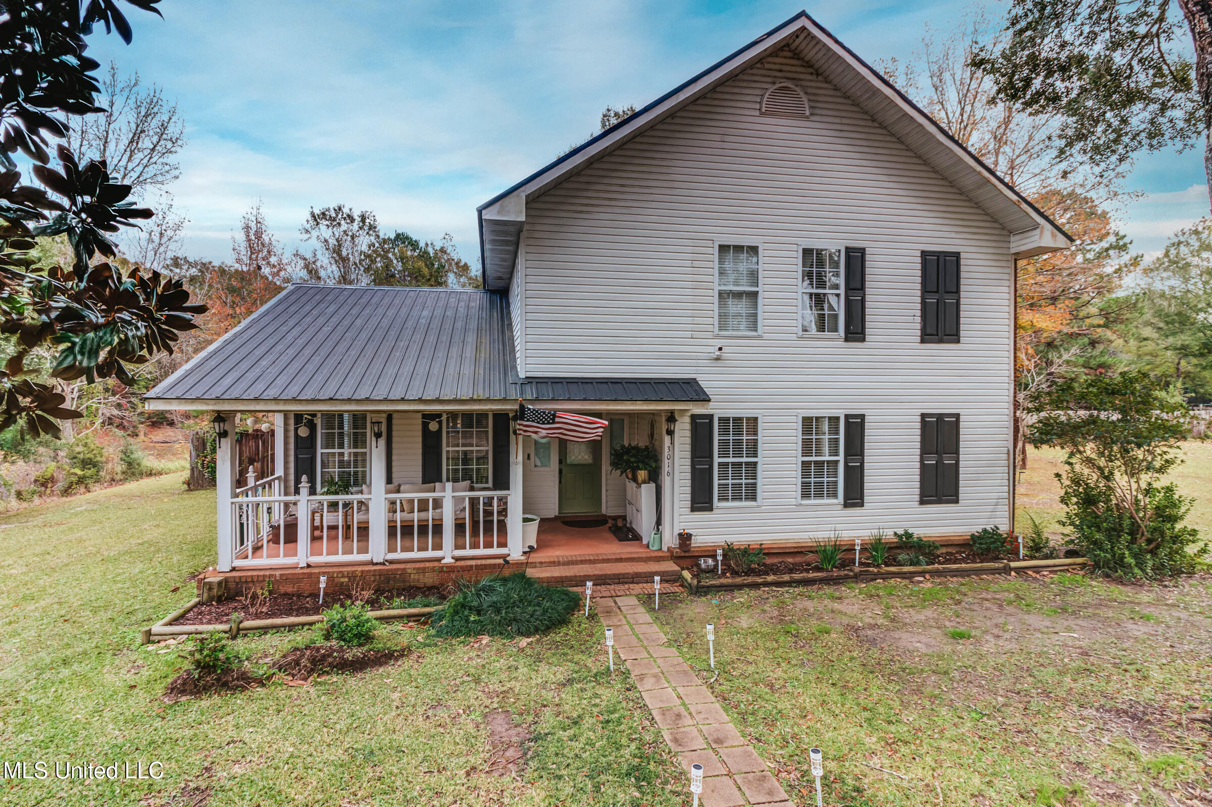 3016 Ed Parker Road Property Photo 2